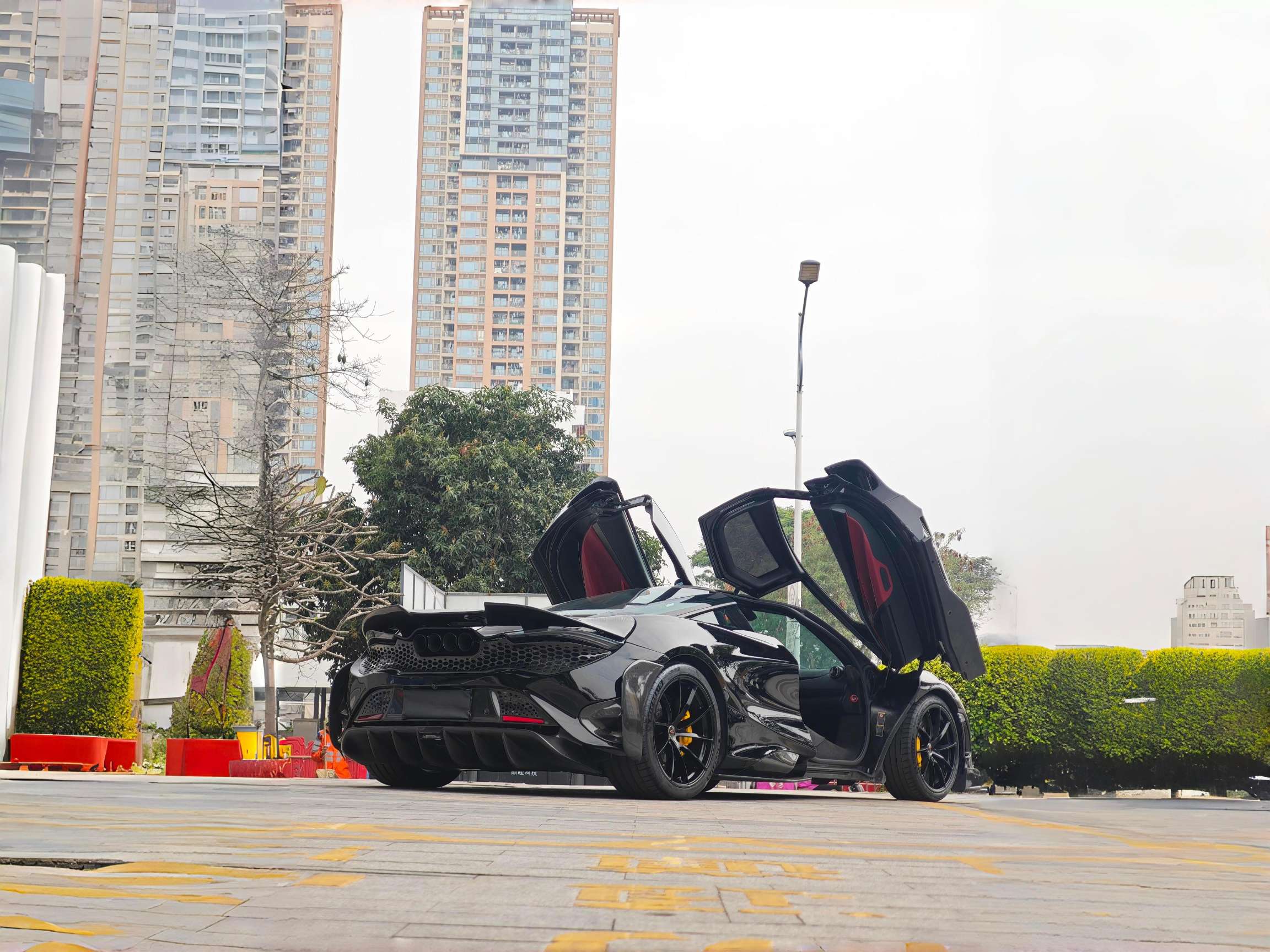 二手迈凯伦 720S 灰色/红色 2019款 4.0T Coupe
