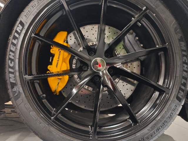 二手迈凯伦 720S 灰色/红色 2019款 4.0T Coupe