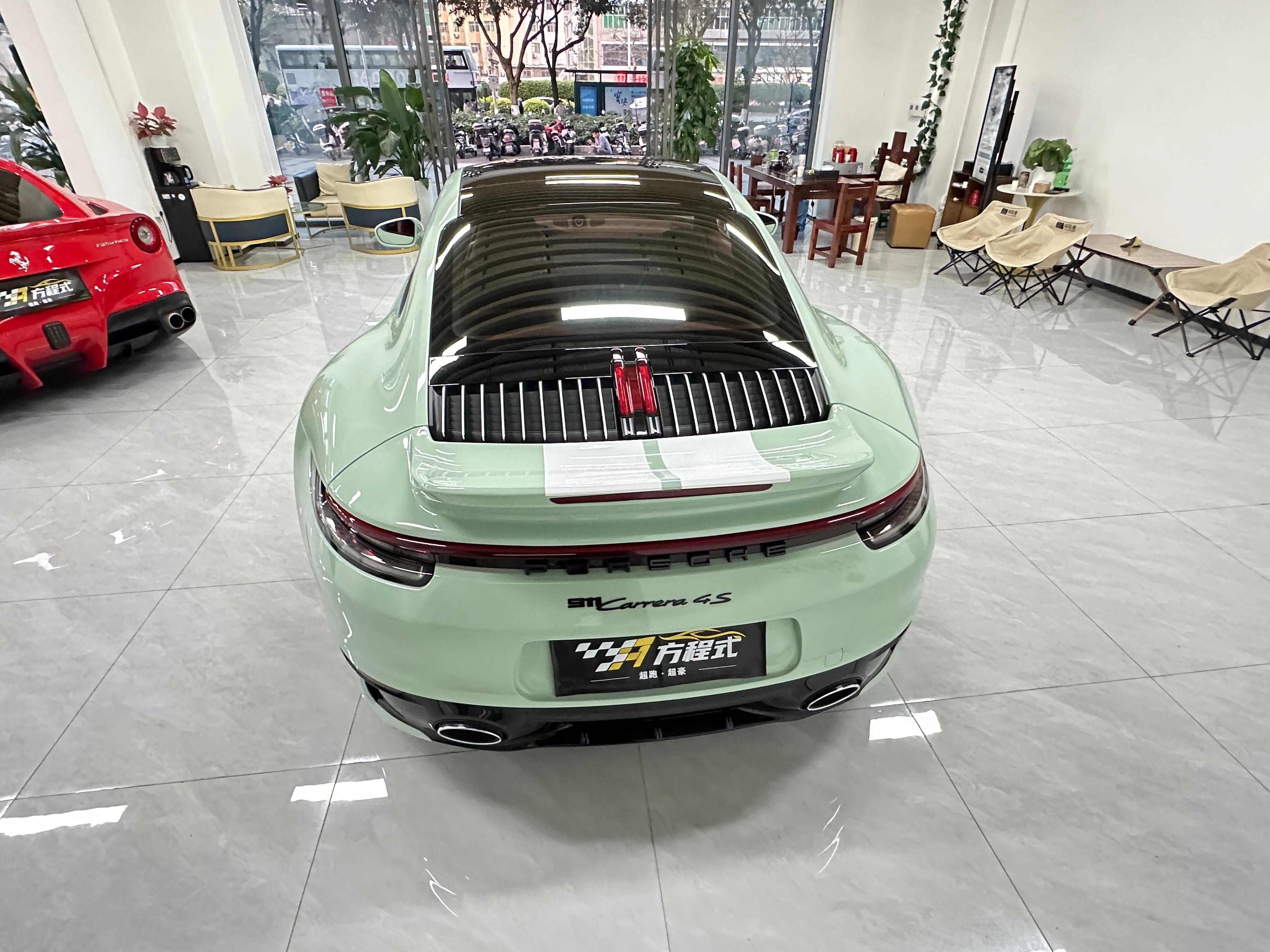 二手保时捷 911 白色/红色 2023款 Carrera 3.0T