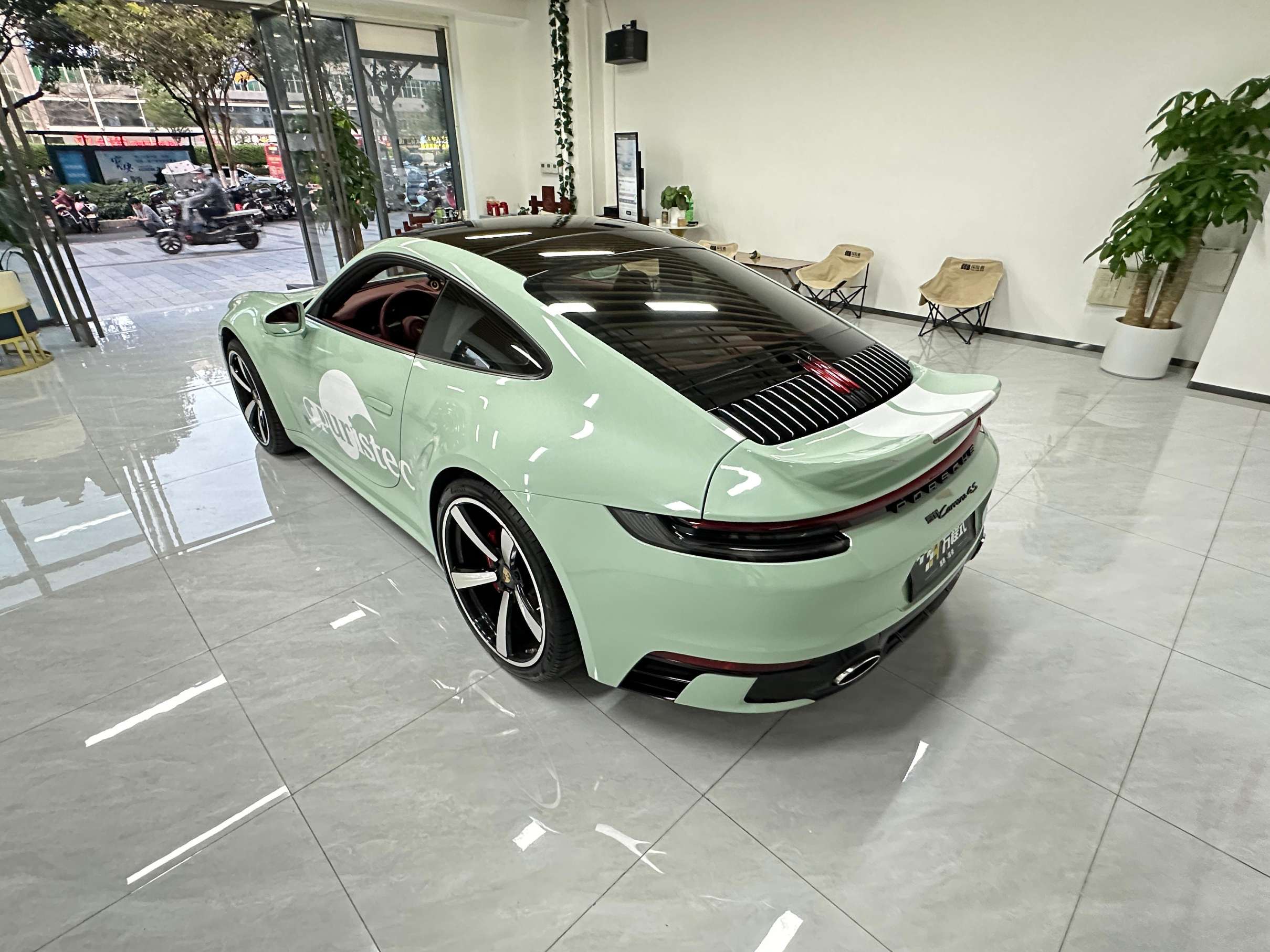 二手保时捷 911 白色/红色 2023款 Carrera 3.0T