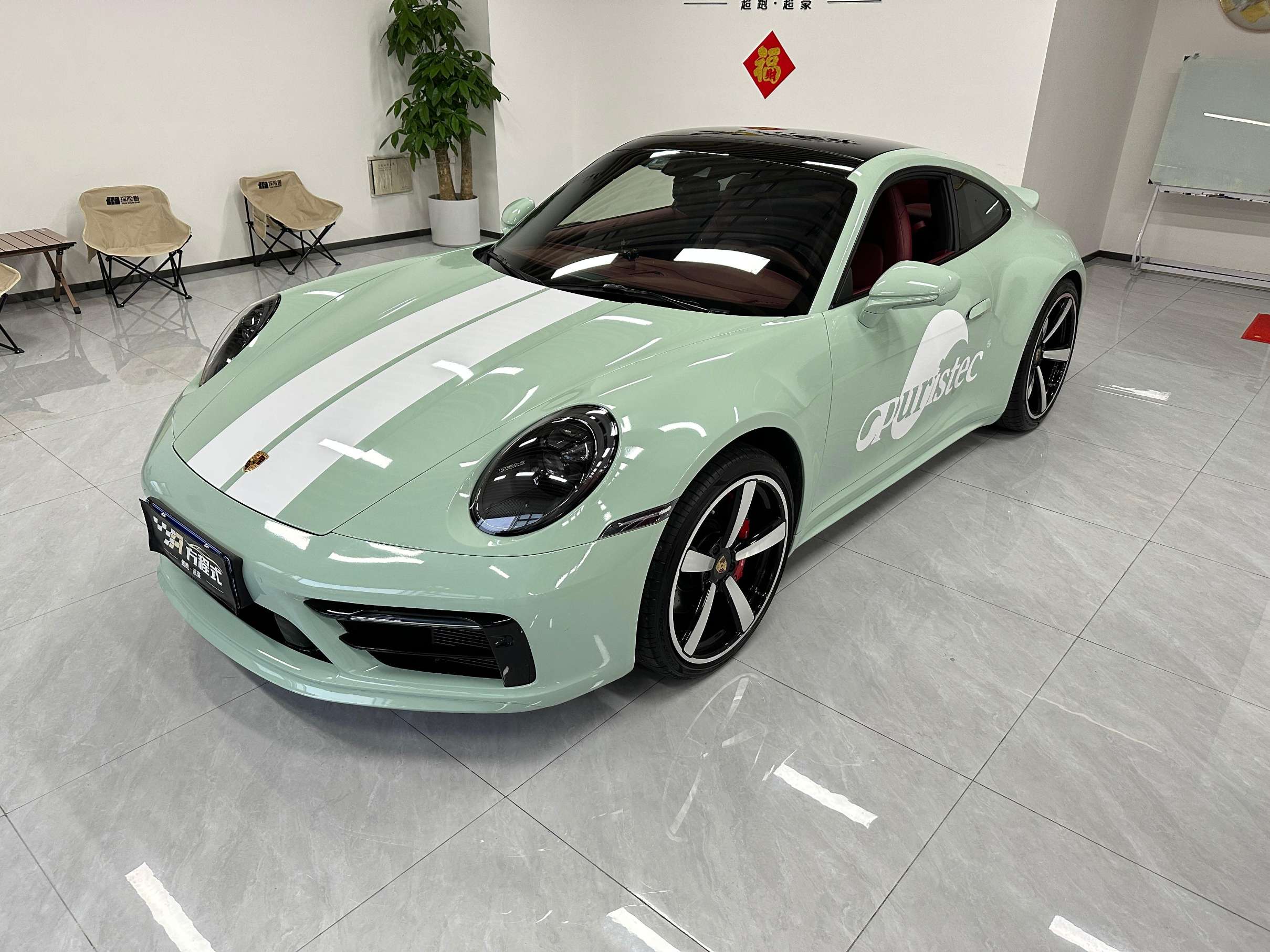 二手保时捷 911 白色/红色 2023款  Carrera 3.0T