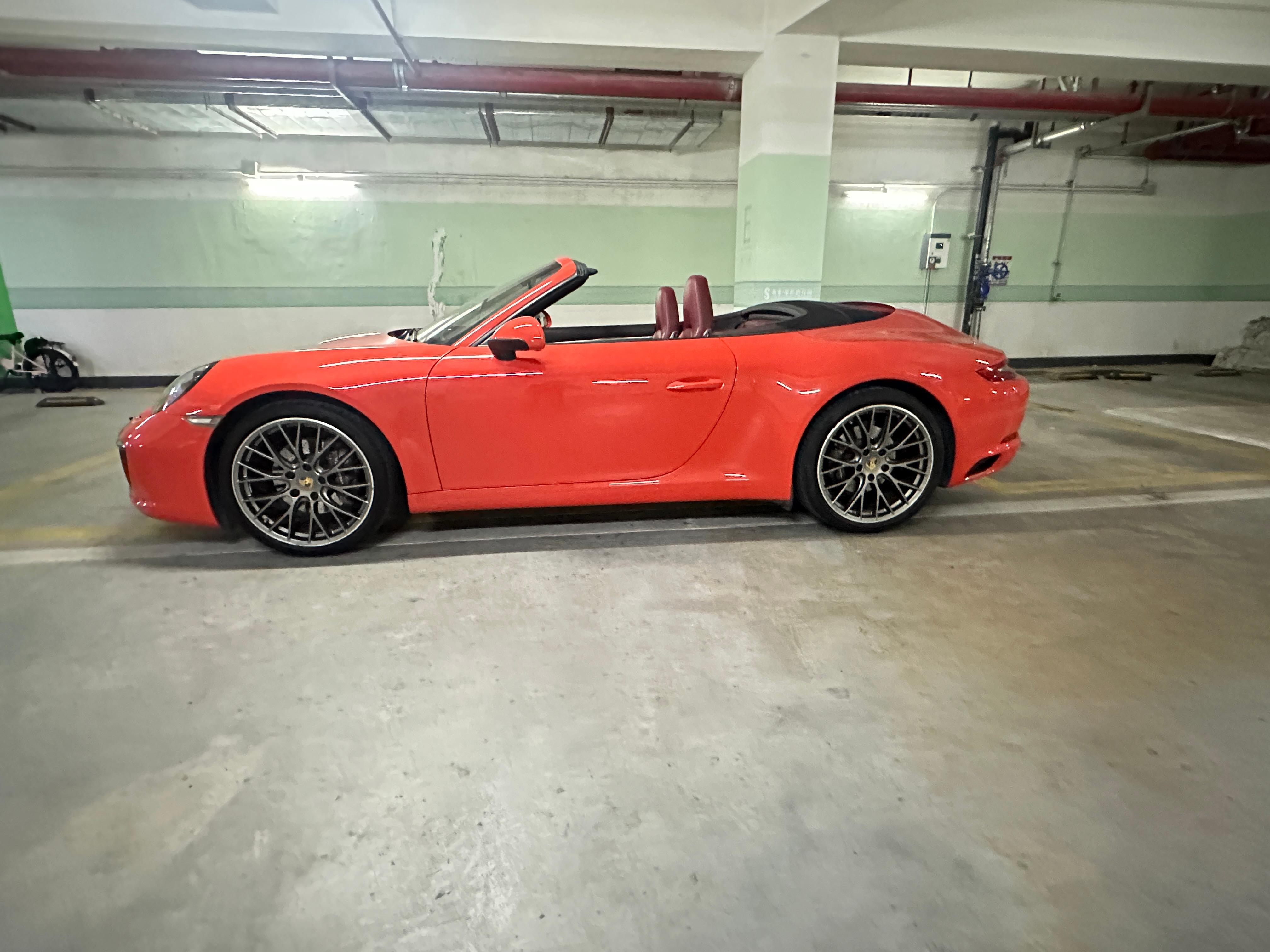 二手保时捷 911 红色/波尔多红 2016款 Carrera Cabriolet 3.0T