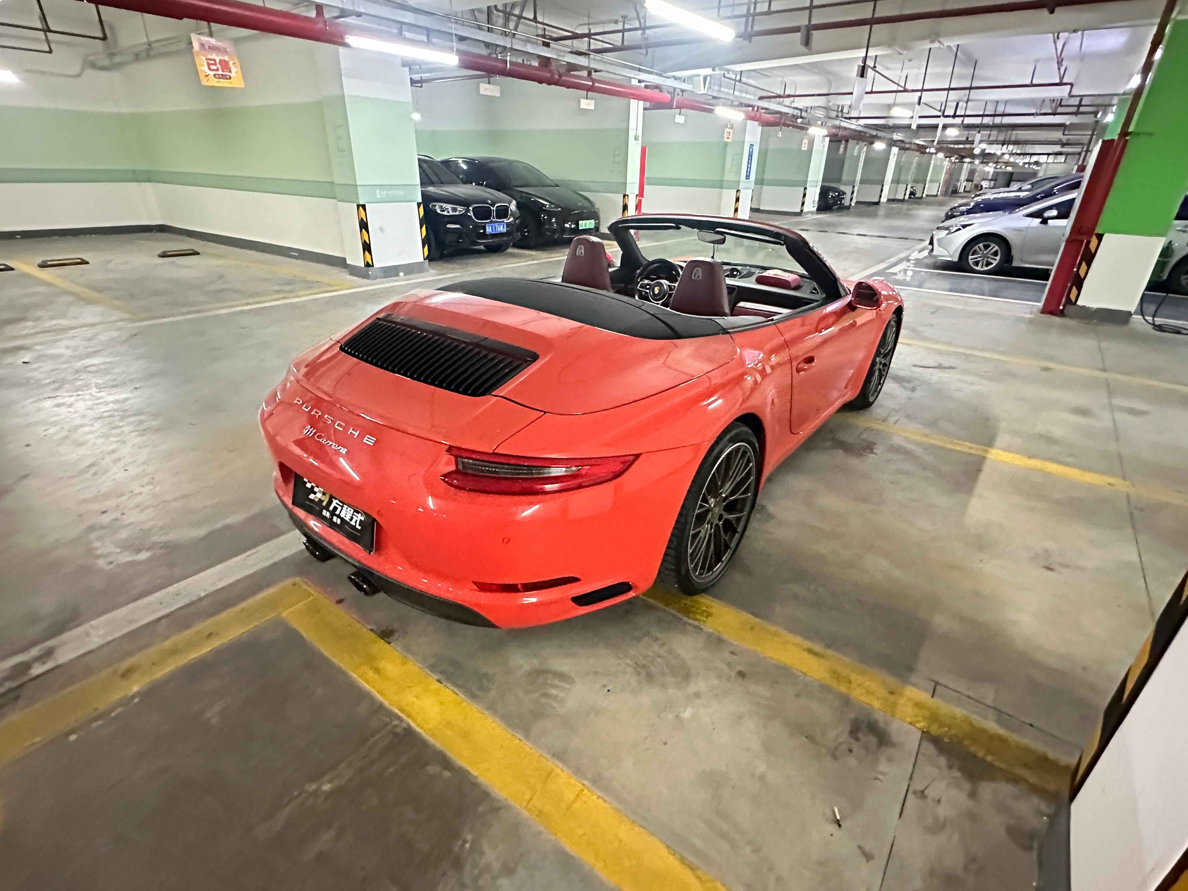 二手保时捷 911 红色/波尔多红 2016款 Carrera Cabriolet 3.0T