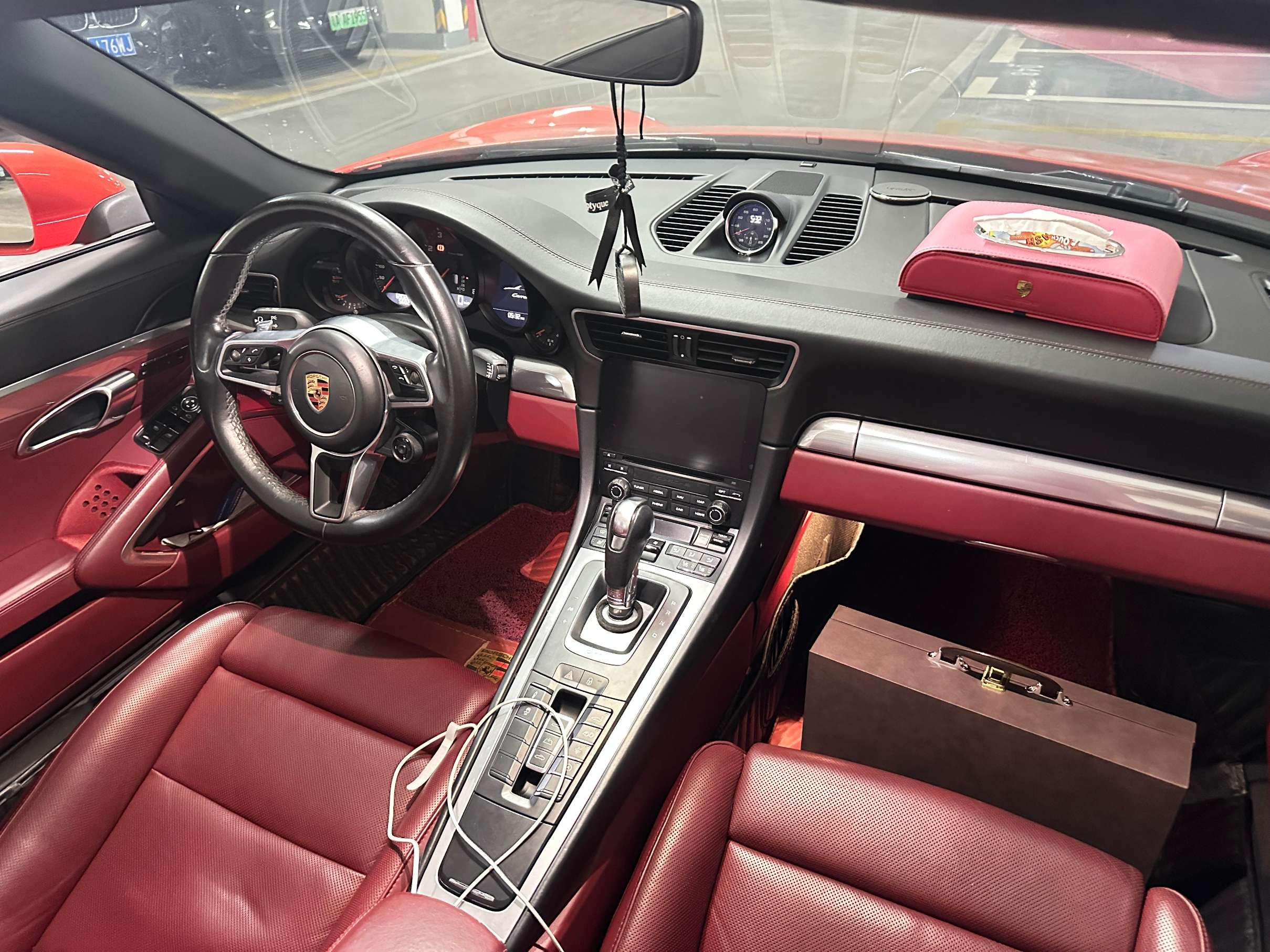 二手保时捷 911 红色/波尔多红 2016款 Carrera Cabriolet 3.0T