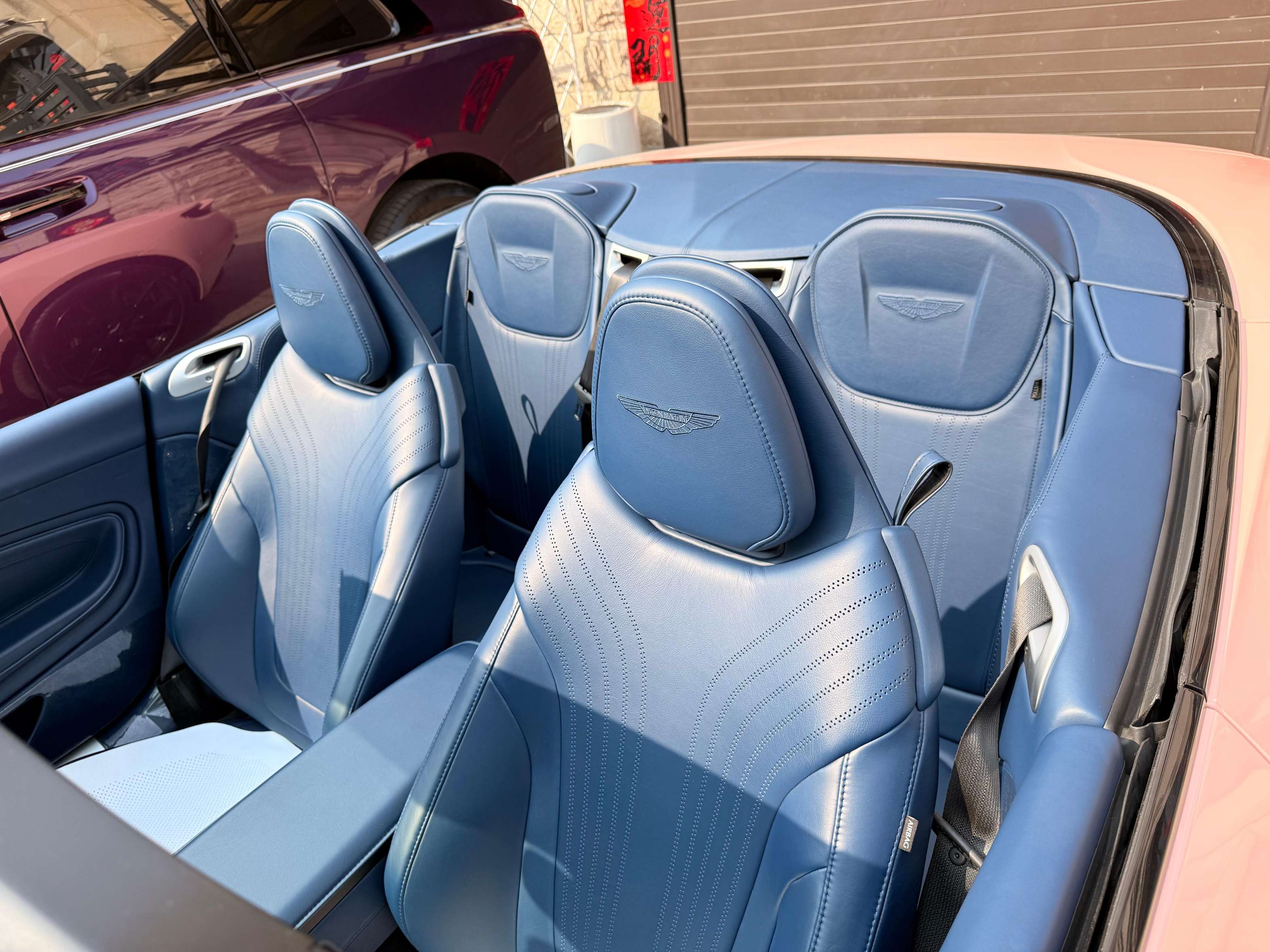 二手阿斯顿·马丁 DB11 银色/蓝色 2022款 4.0T V8 Volante