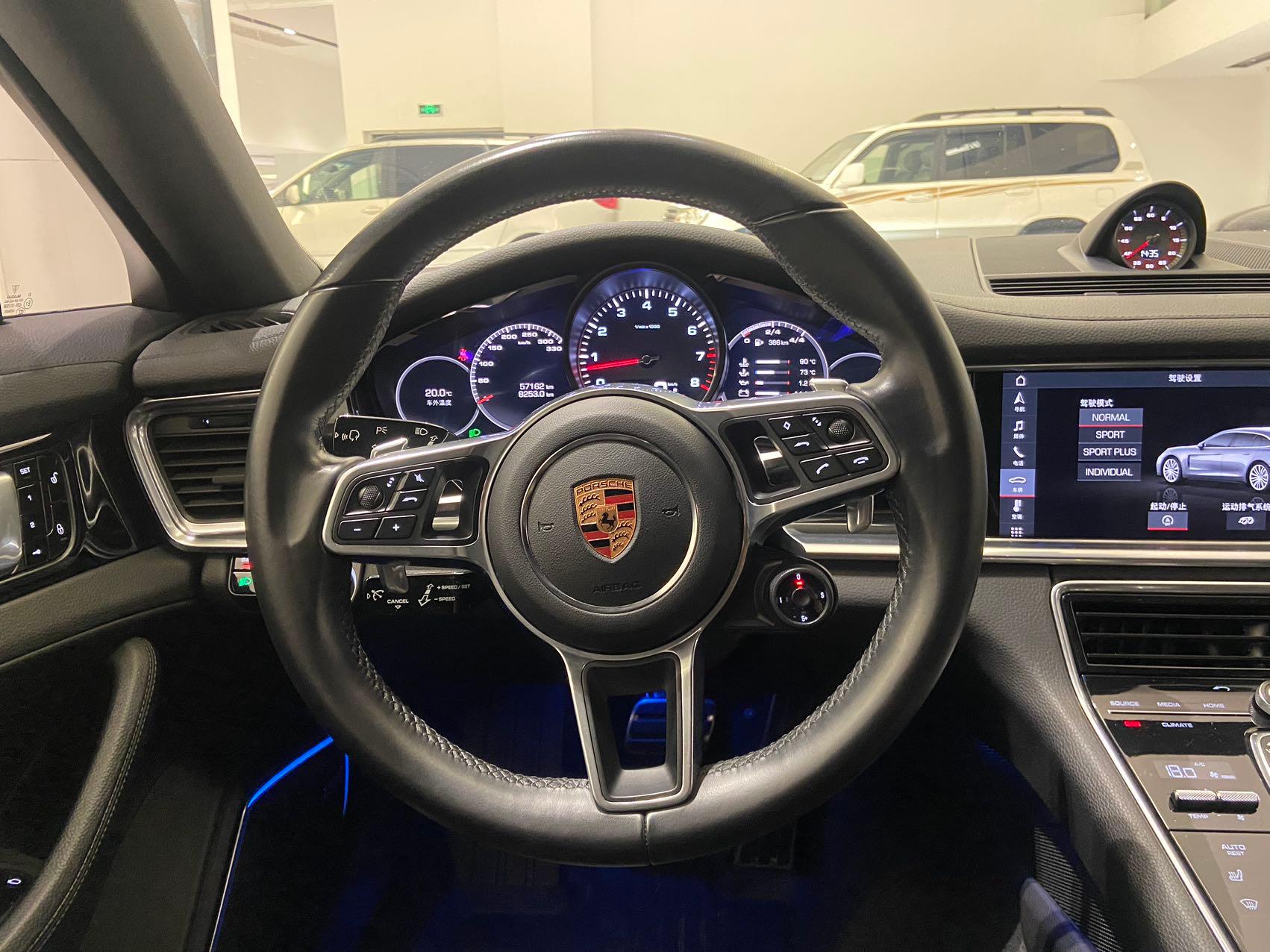 二手保时捷 Panamera 红色/黑色 2017款 4S 猎装版 2.9T