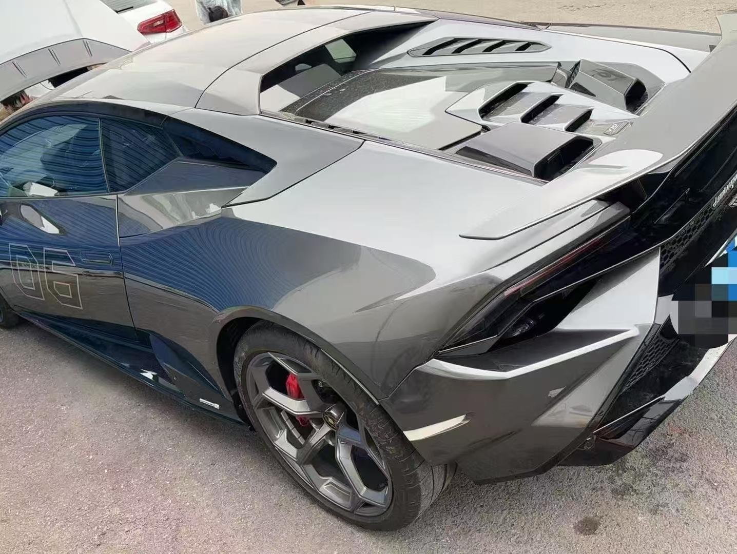 二手兰博基尼 Huracán 银灰色/黑色 兰博基尼 Huracán Tecnica 中规版