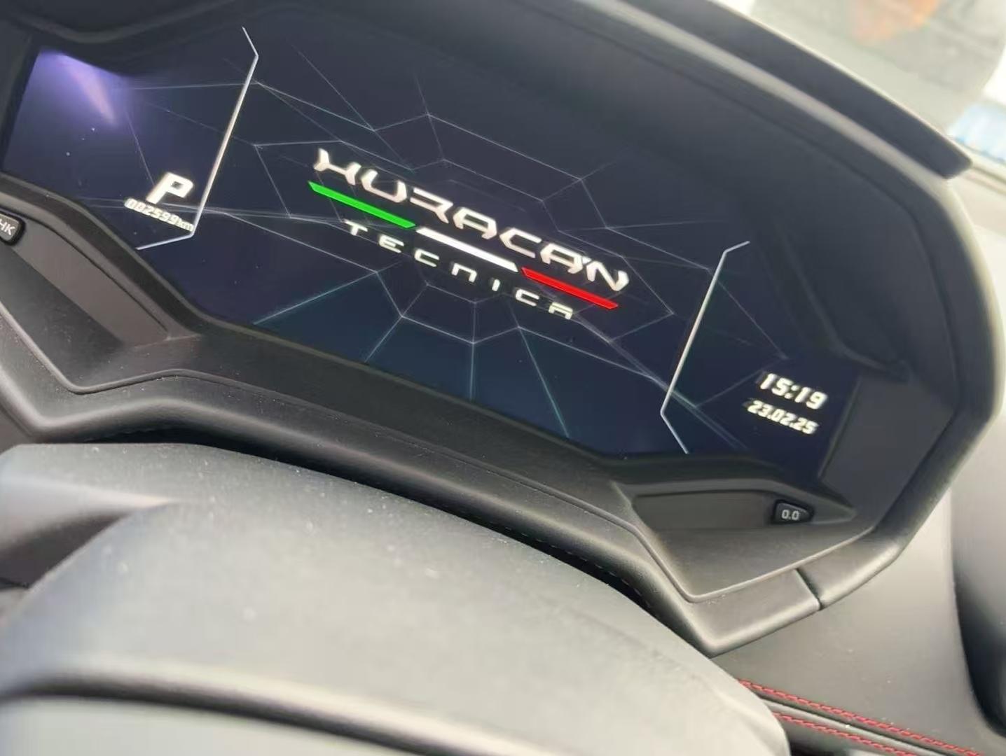 二手兰博基尼 Huracán 银灰色/黑色 兰博基尼 Huracán Tecnica 中规版