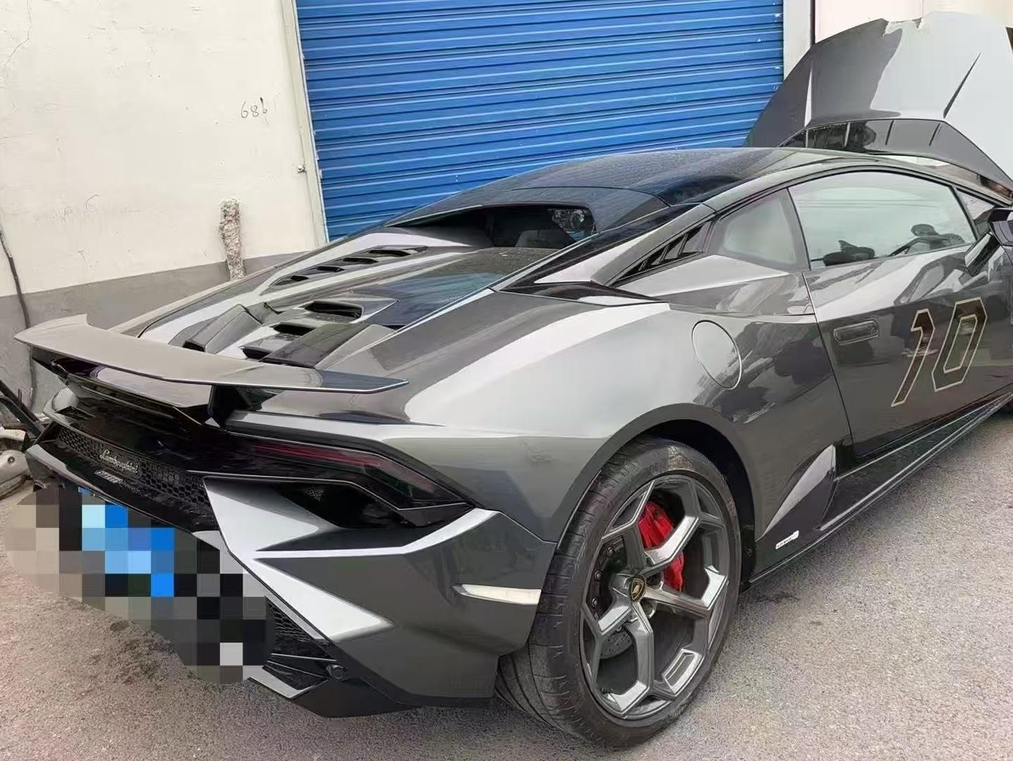 二手兰博基尼 Huracán 银灰色/黑色 兰博基尼 Huracán Tecnica 中规版
