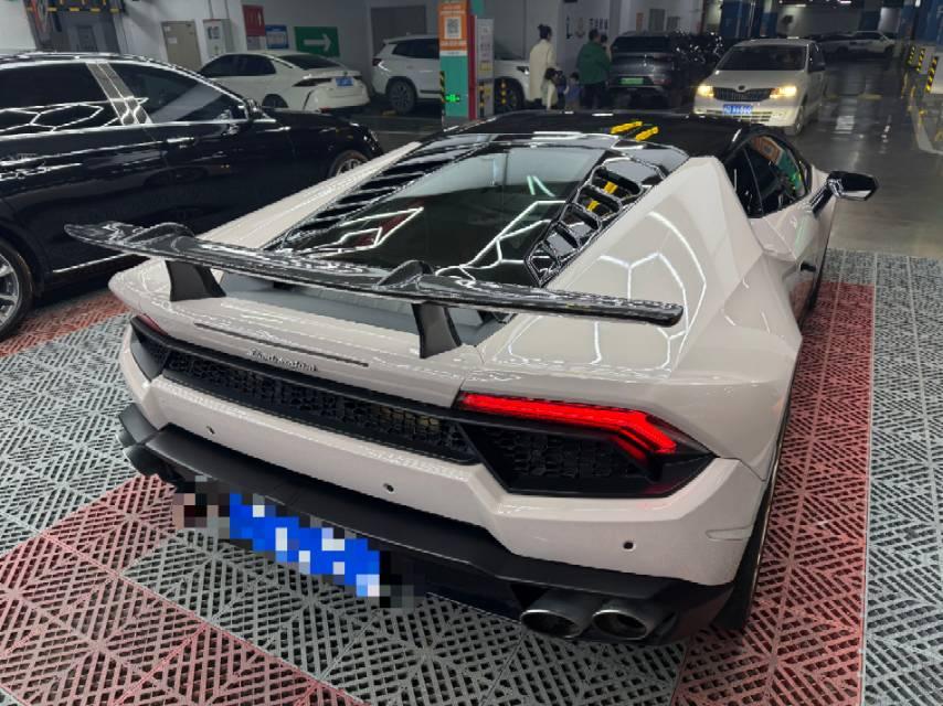 二手兰博基尼 Huracán 黑色/黄色 2016款 Huracán LP580-2