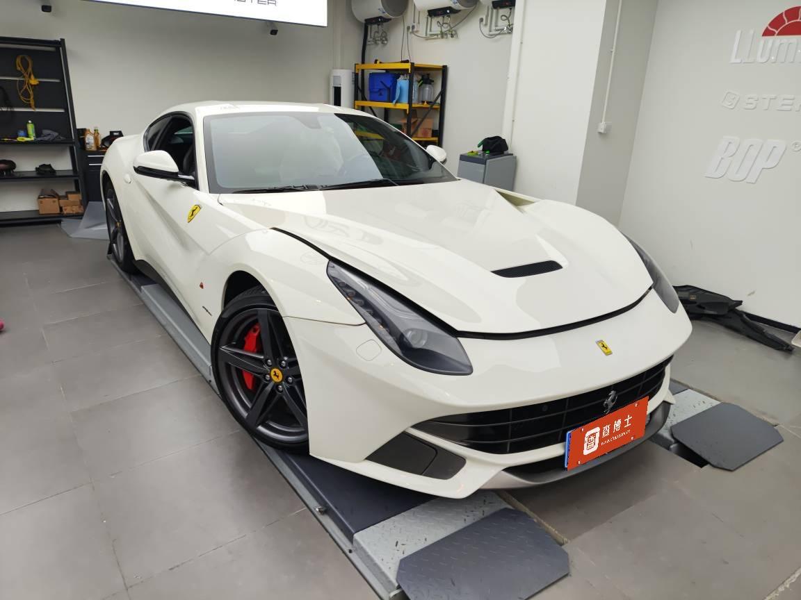 二手法拉利 F12berlinetta 白色/黑色 2013款 6.3L 标准型