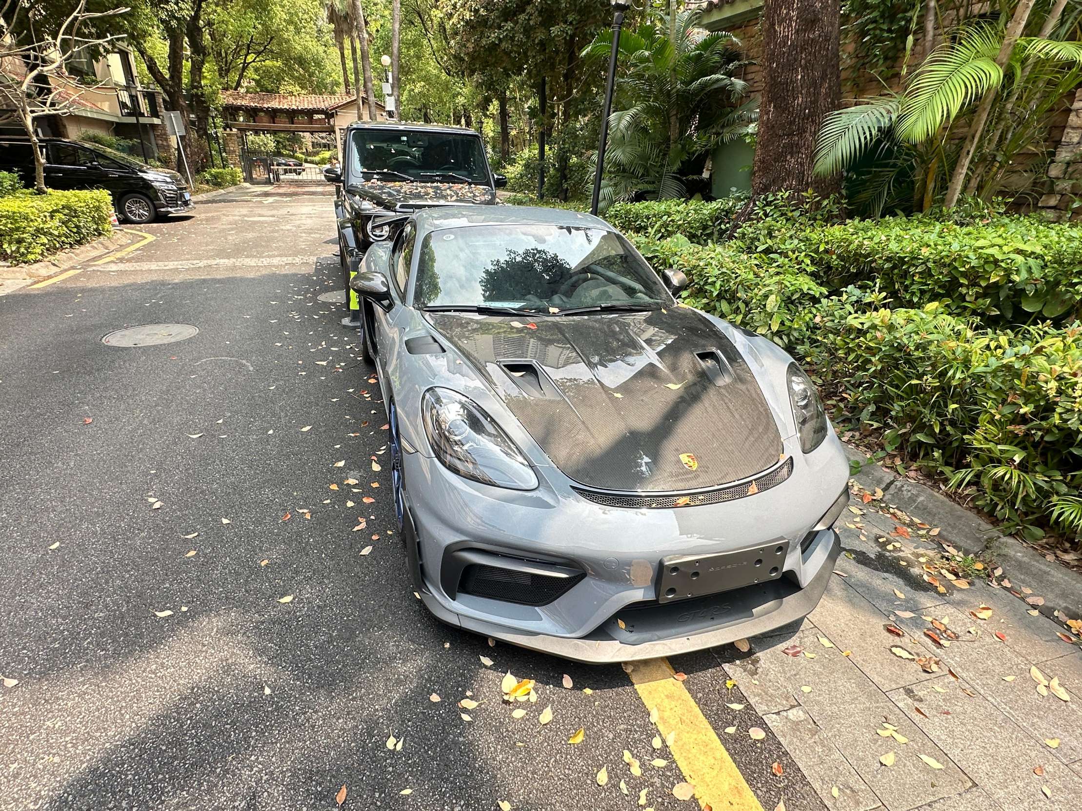 二手保时捷 718 极地灰/蓝色 Cayman  GT4  RS  中规版
