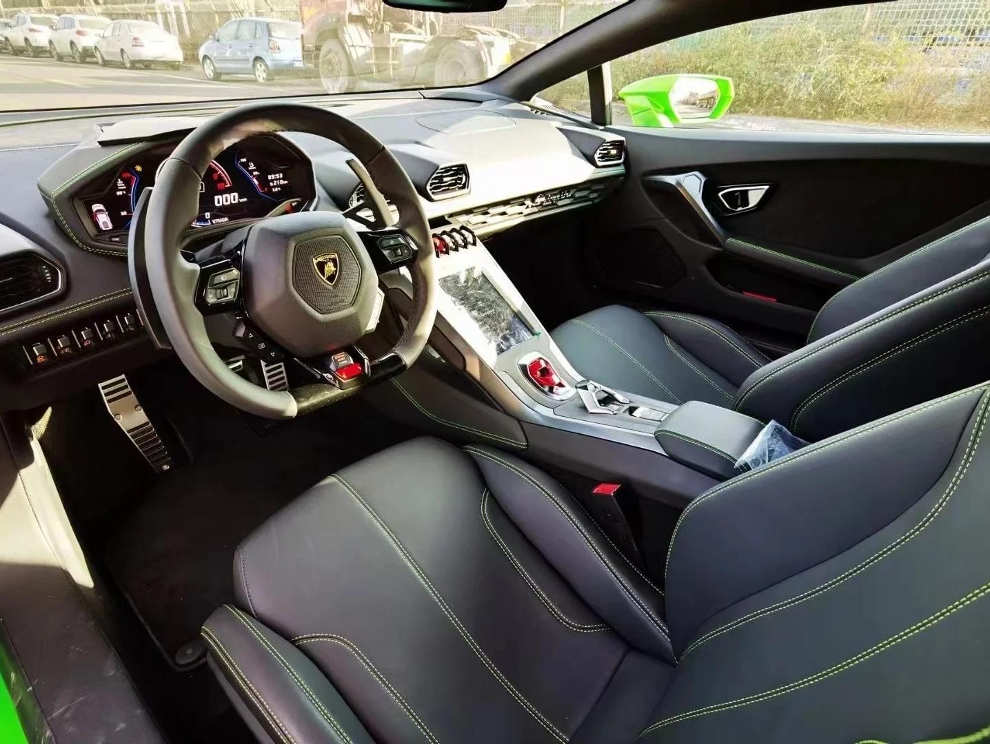 二手兰博基尼 Huracán 白色/黑色 2020款 Huracán EVO RWD