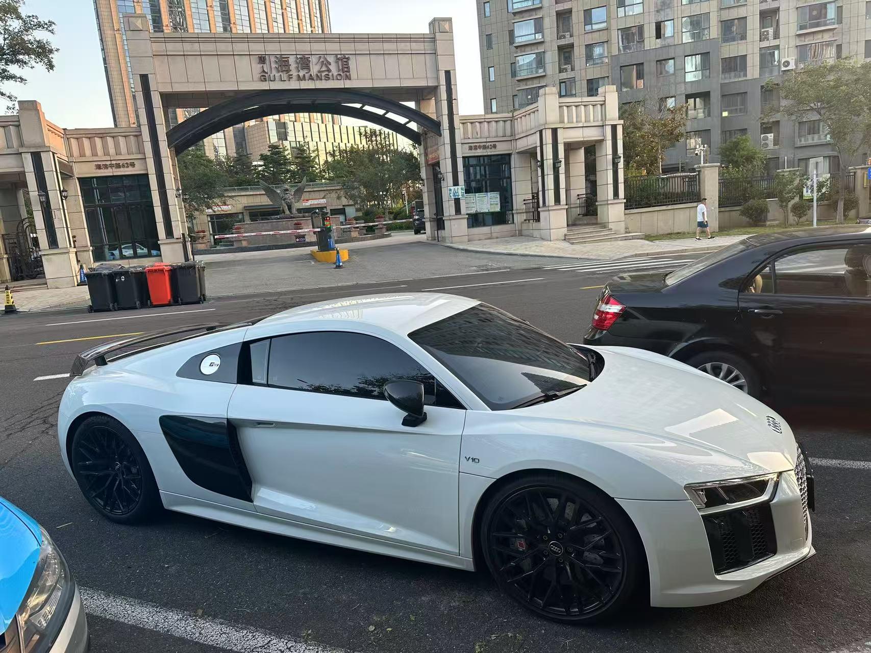 二手奥迪 R8 白色/红色 2016款 V10 Coupe Performance