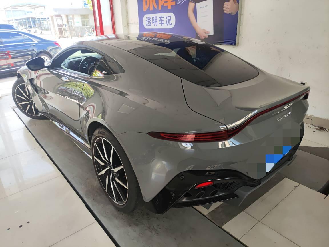二手阿斯顿·马丁 V8 Vantage 灰色/黑色 2020款 4.0T V8 Coupe