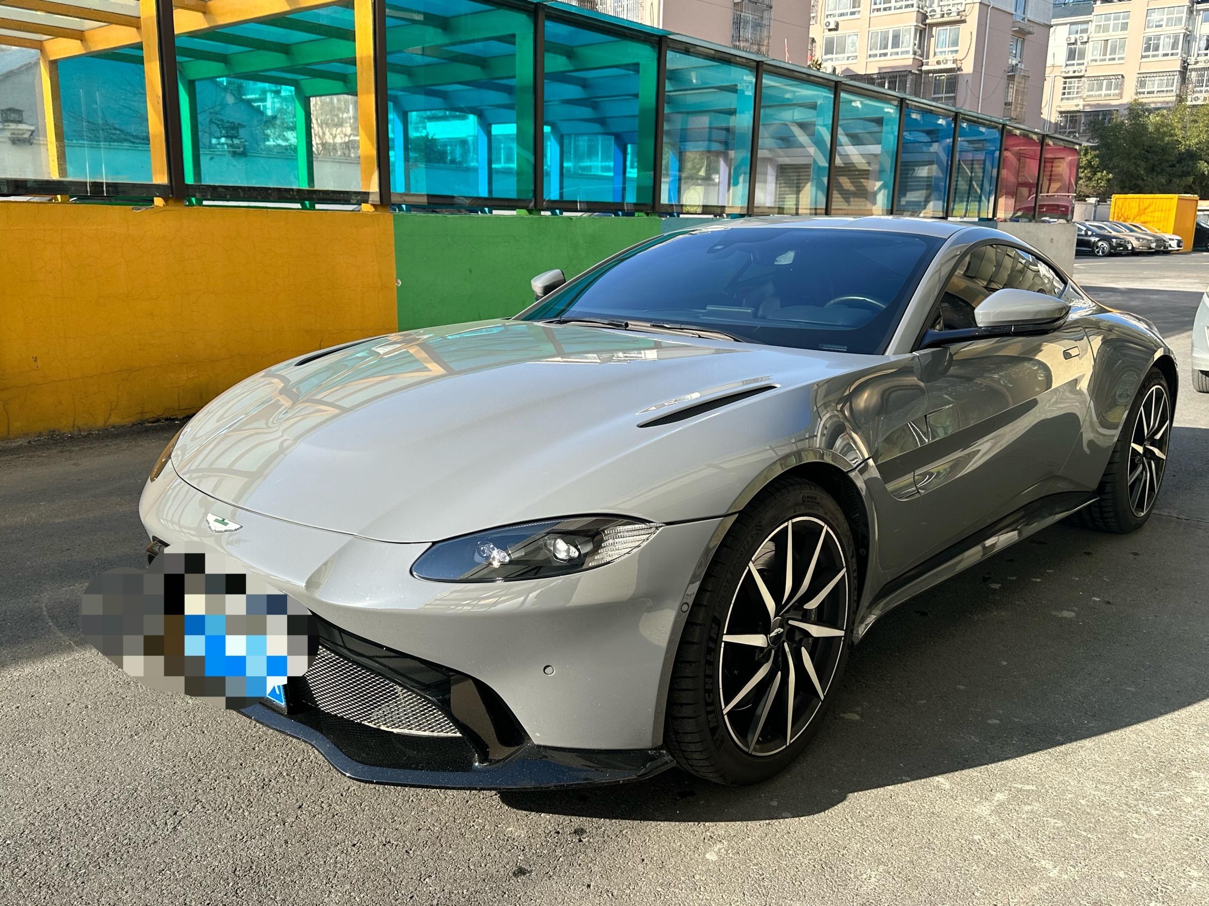 二手阿斯顿·马丁 V8 Vantage 灰色/黑色 2020款 4.0T V8 Coupe