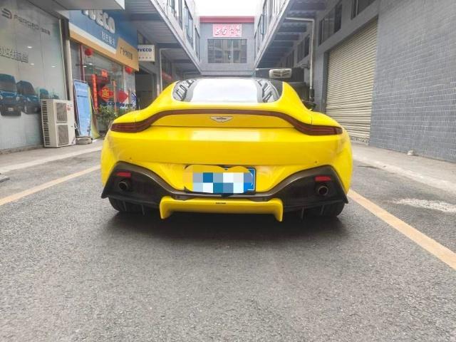 二手阿斯顿·马丁 V8 Vantage 灰色/红色 2018款 4.0T V8 Coupe