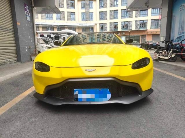 二手阿斯顿·马丁 V8 Vantage 灰色/红色 2018款 4.0T V8 Coupe