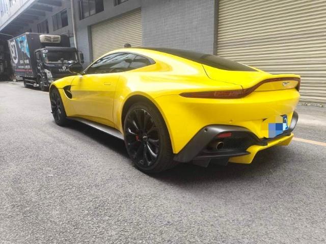 二手阿斯顿·马丁 V8 Vantage 灰色/红色 2018款 4.0T V8 Coupe