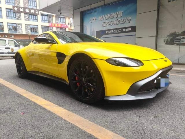 二手阿斯顿·马丁 V8 Vantage 灰色/红色 2018款 4.0T V8 Coupe