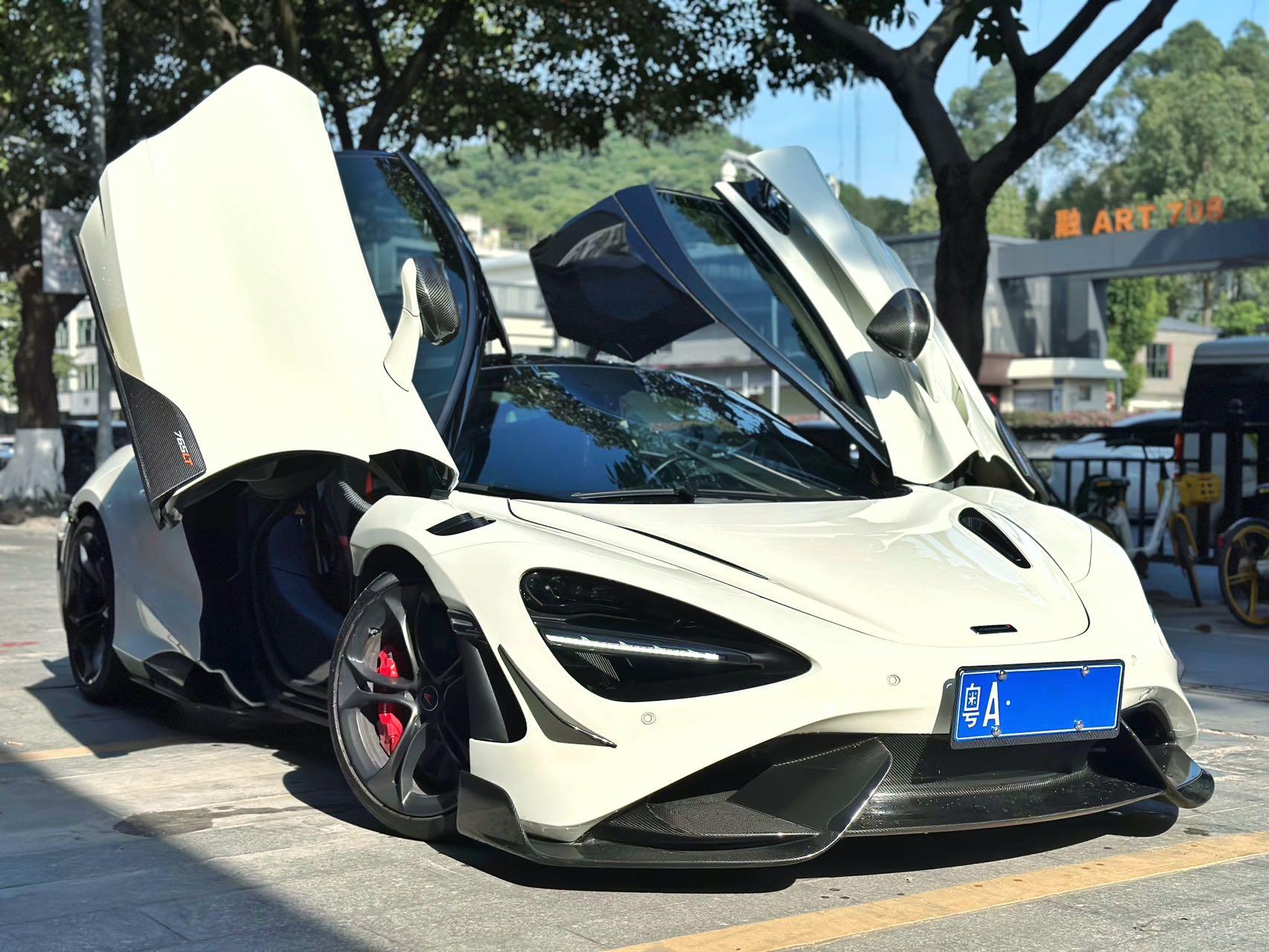 二手迈凯伦 720S 白色/黑红 2019款 4.0T Coupe