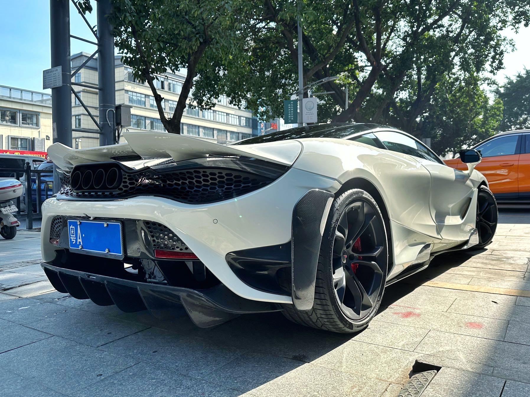 二手迈凯伦 720S 白色/黑红 2019款 4.0T Coupe