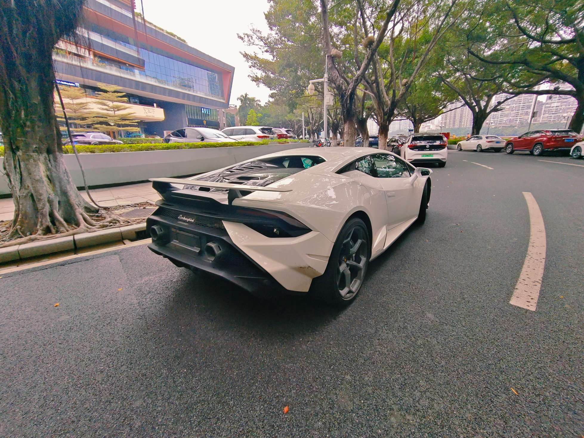 二手兰博基尼 Huracán 白色/黑色 Tecnica 中规版