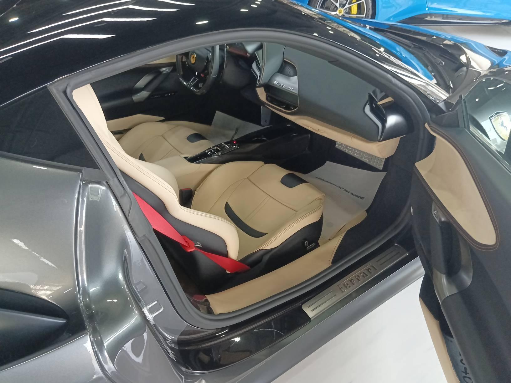 二手法拉利 SF90 灰色/白色 2020款 3.9T V8 Stradale
