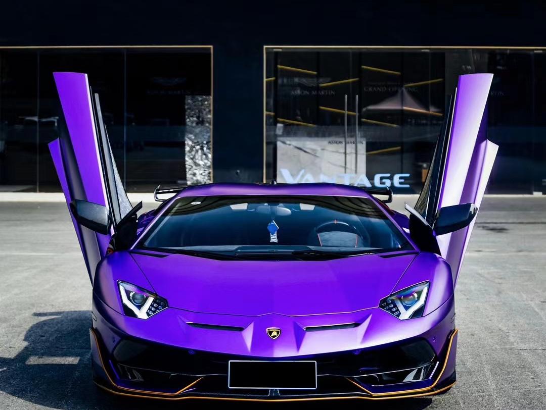 二手兰博基尼 Aventador 橙色/黑色 2017款 Aventador S