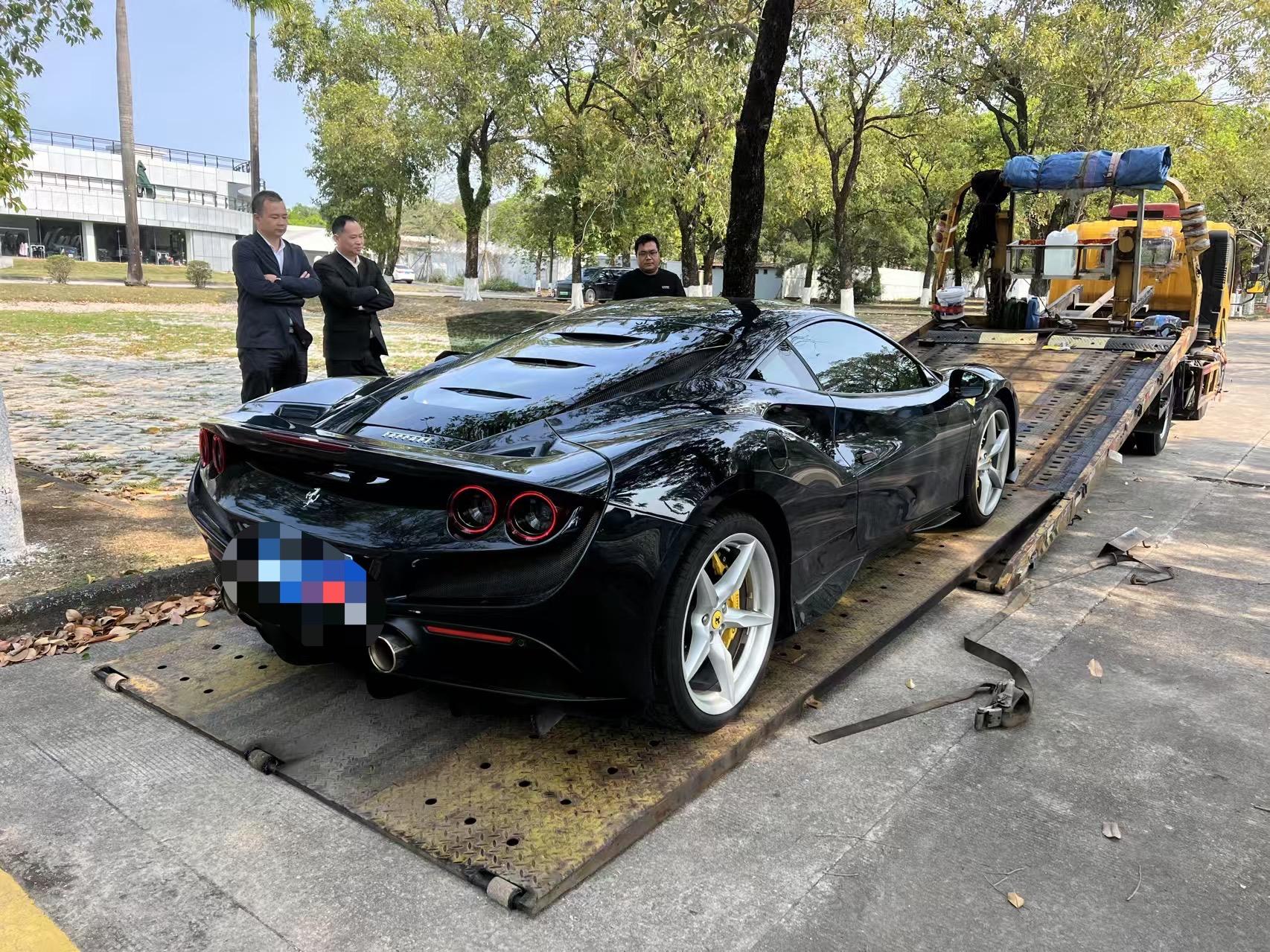 二手法拉利 F8 黑色/红色 2019款 Tributo 3.9T V8