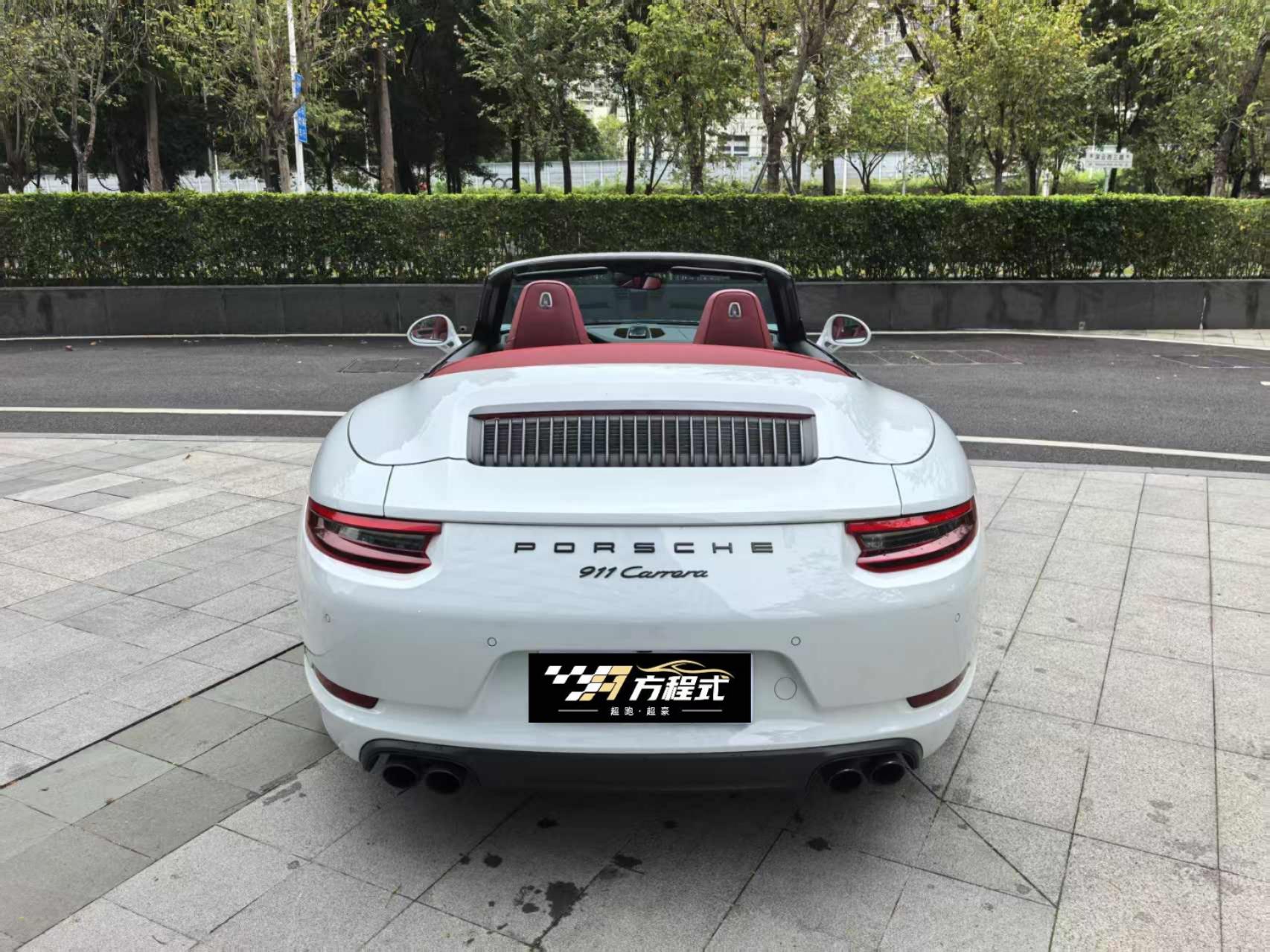 二手保时捷 911 白色/黑红 2016款 Carrera Cabriolet 3.0T