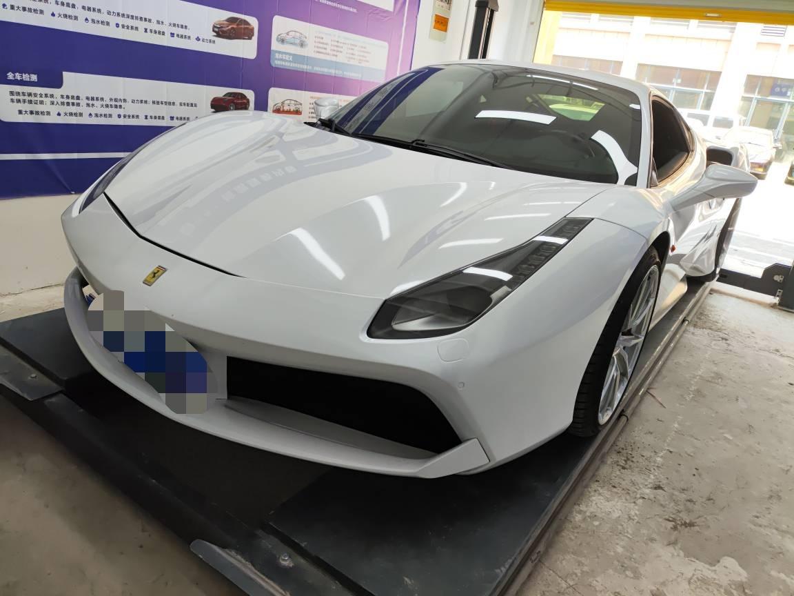 二手法拉利 488 白色/红色 2015款 488 GTB