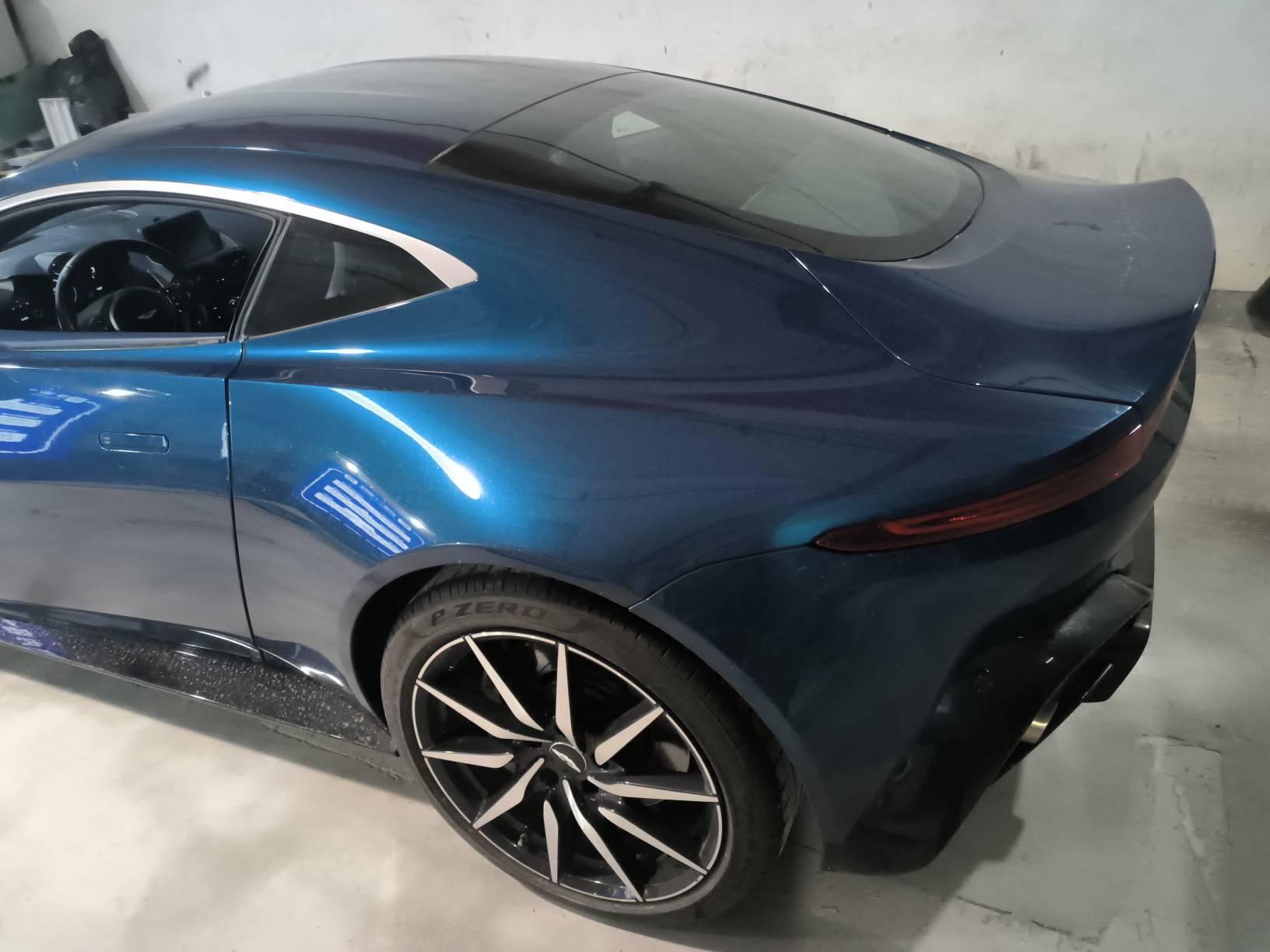 二手阿斯顿·马丁 V8 Vantage 蓝色/蓝色 2018款 4.0T V8 Coupe