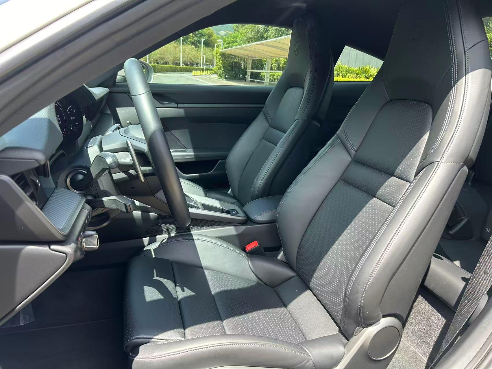 二手保时捷 911 哑灰/黑色 2023款 Carrera 3.0T