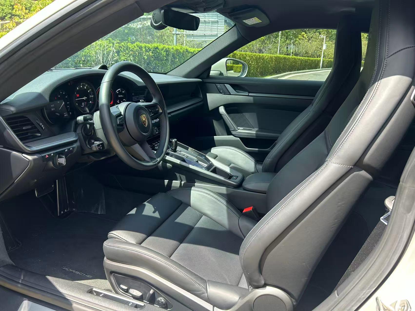 二手保时捷 911 哑灰/黑色 2023款 Carrera 3.0T