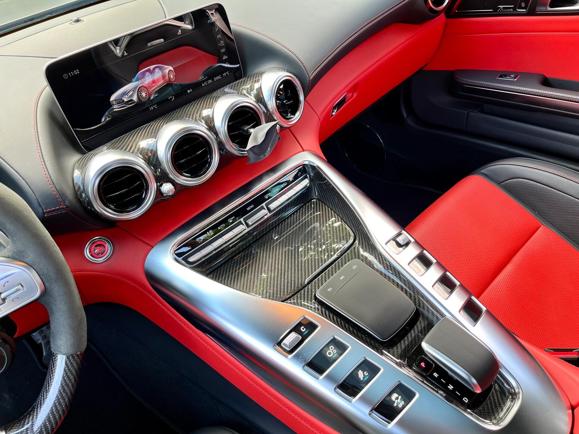 二手奔驰 AMG GT 银灰色/红色 2019款 GT C