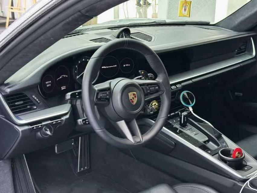 二手保时捷 911 蓝色/黑色 保时捷911 Carrera 4S 3.0T 中规版