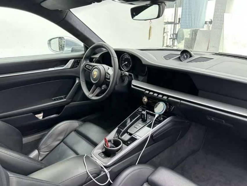 二手保时捷 911 蓝色/黑色 保时捷911 Carrera 4S 3.0T 中规版