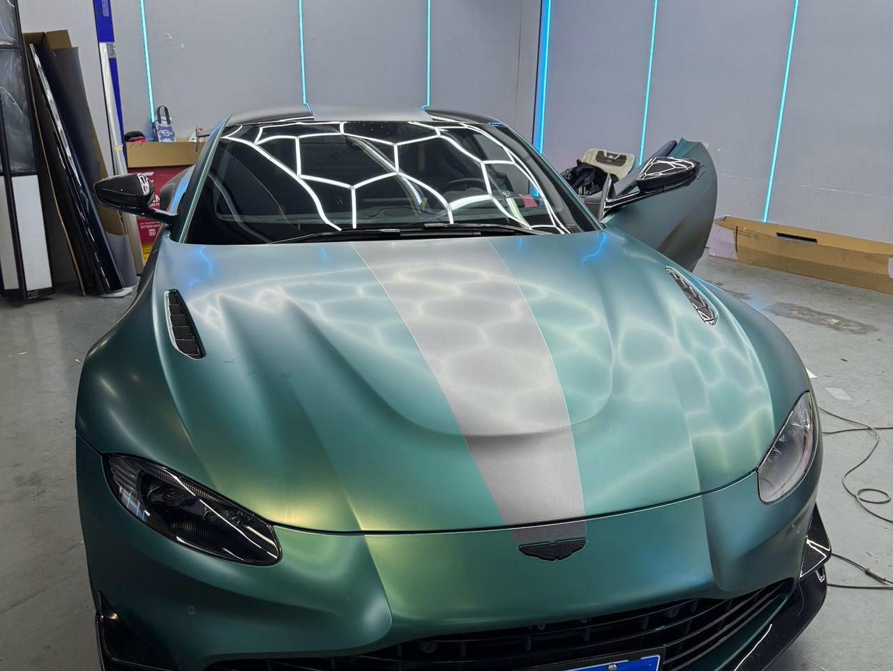 二手阿斯顿·马丁 V8 Vantage 绿色/黑色 2022款 4.0T V8 F1 Edition Coupe