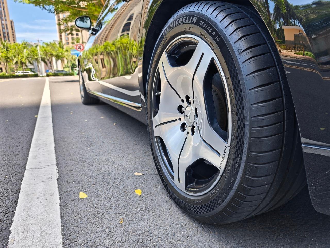 二手奔驰 迈巴赫S级 黑色/棕色 2021款 S480 4MATIC