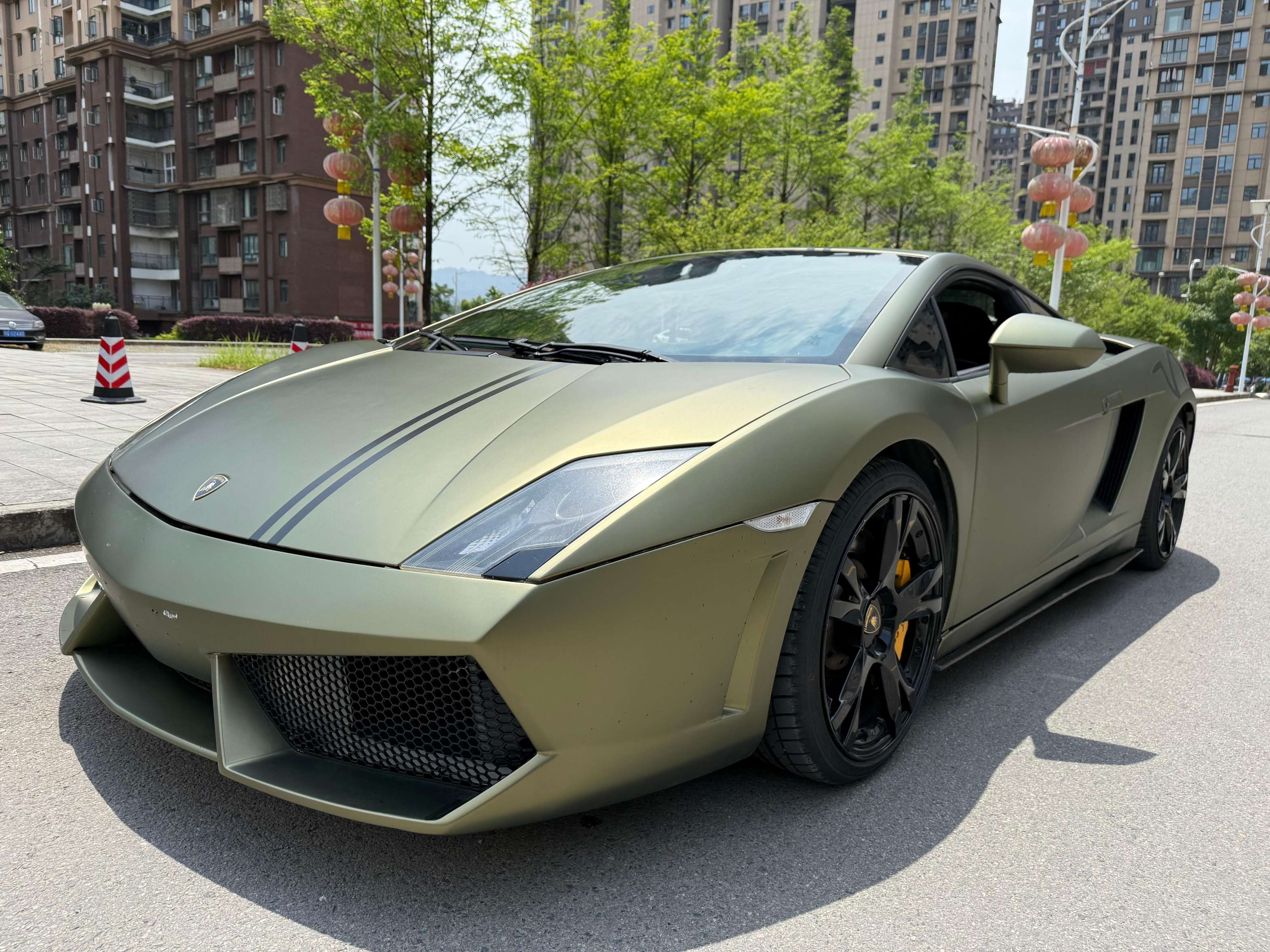 二手兰博基尼 Huracán 白色/黑色 盖拉多LP 550-2  中规版