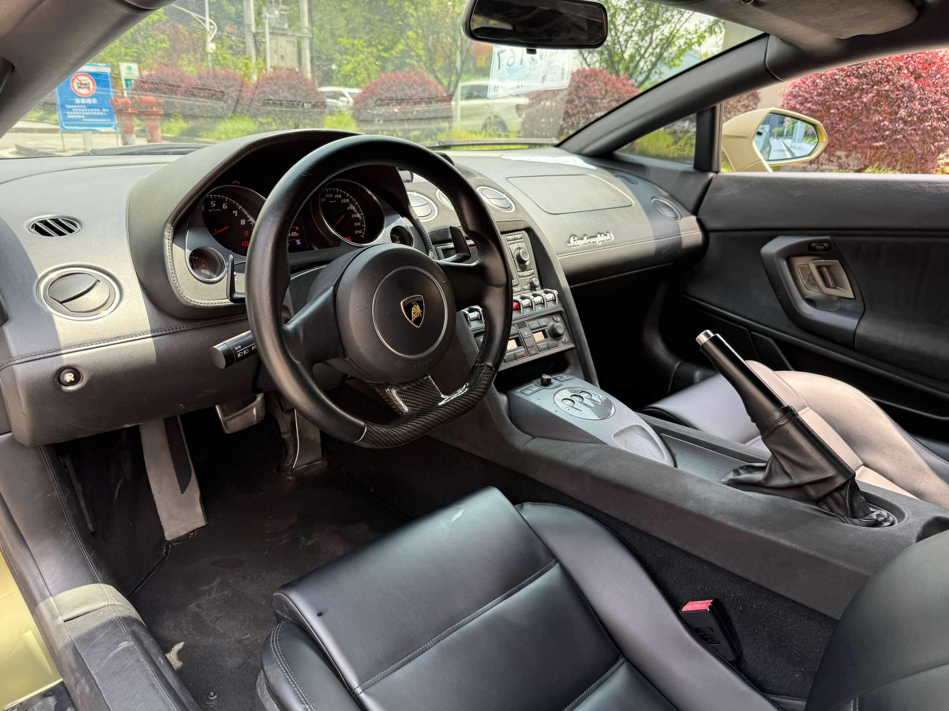 二手兰博基尼 Huracán 白色/黑色 盖拉多LP 550-2 中规版