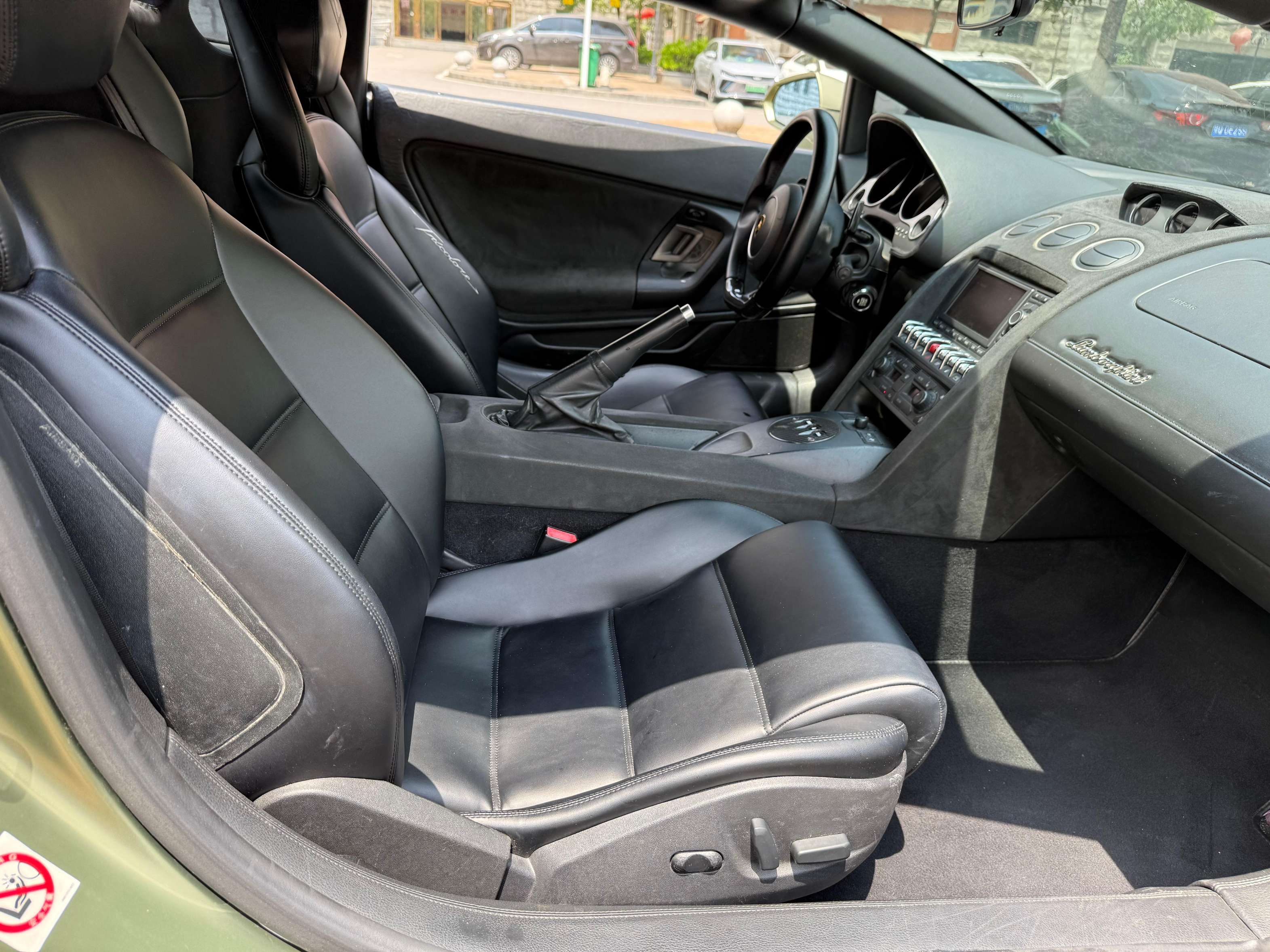 二手兰博基尼 Huracán 白色/黑色 盖拉多LP 550-2 中规版