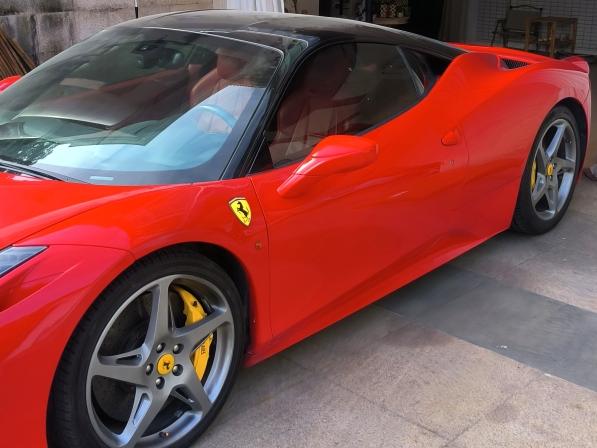 二手法拉利 458 红色/黑红 2011款 4.5L Italia