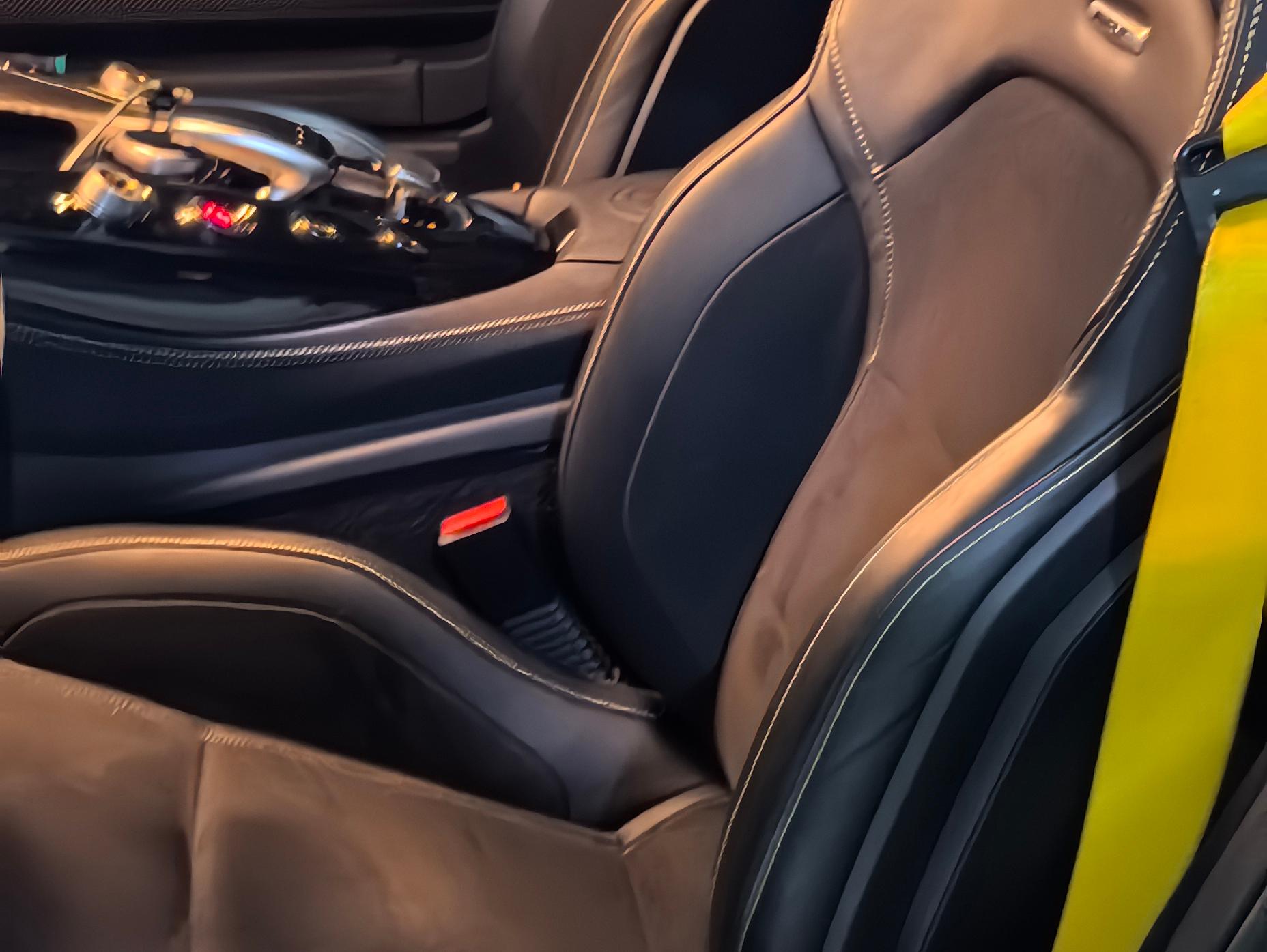 二手奔驰 AMG GT 绿色/黑色 2017款 GT R