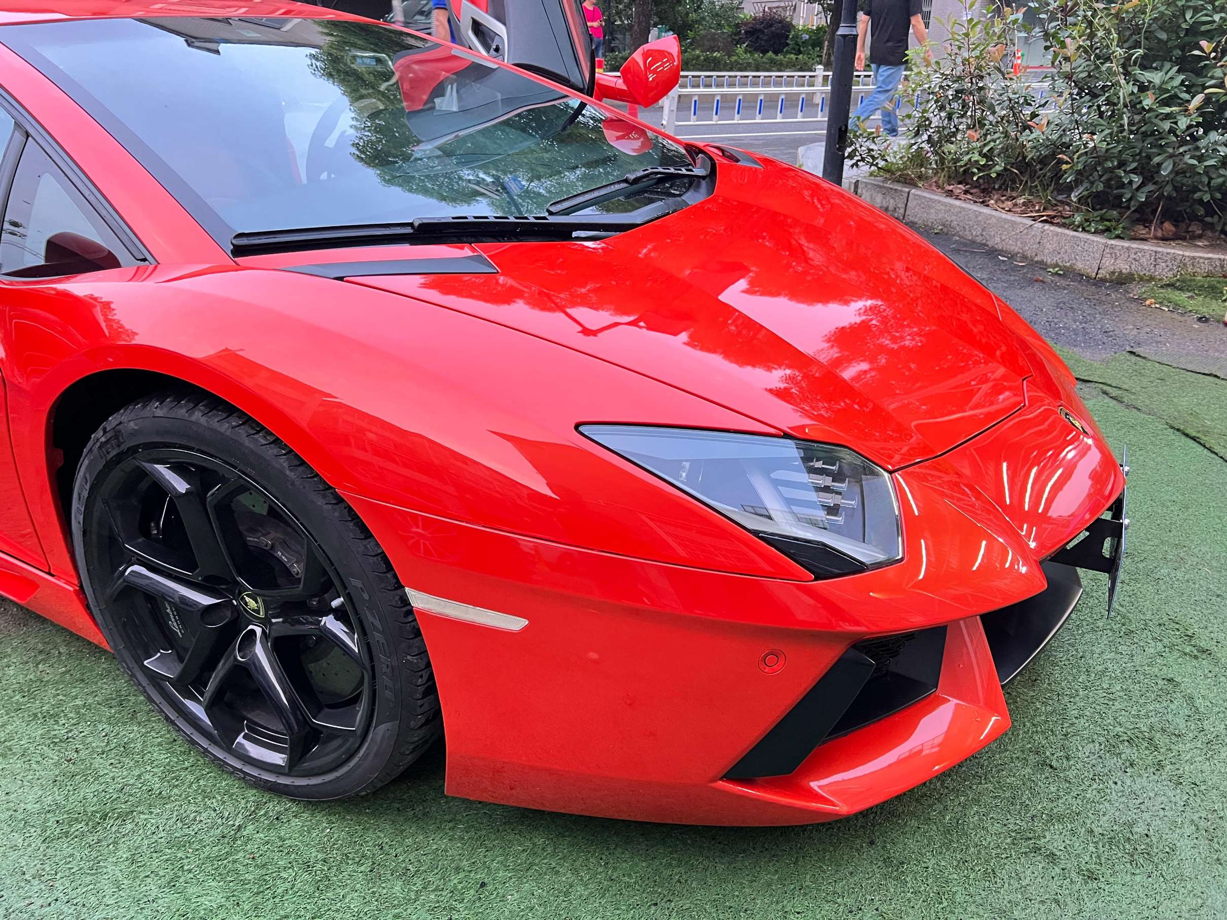 二手兰博基尼 Aventador 红色/红黑 2011款 LP 700-4