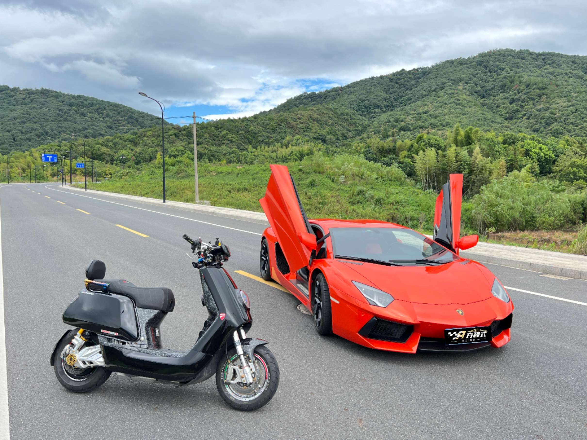 二手兰博基尼 Aventador 红色/红黑 2011款 LP 700-4