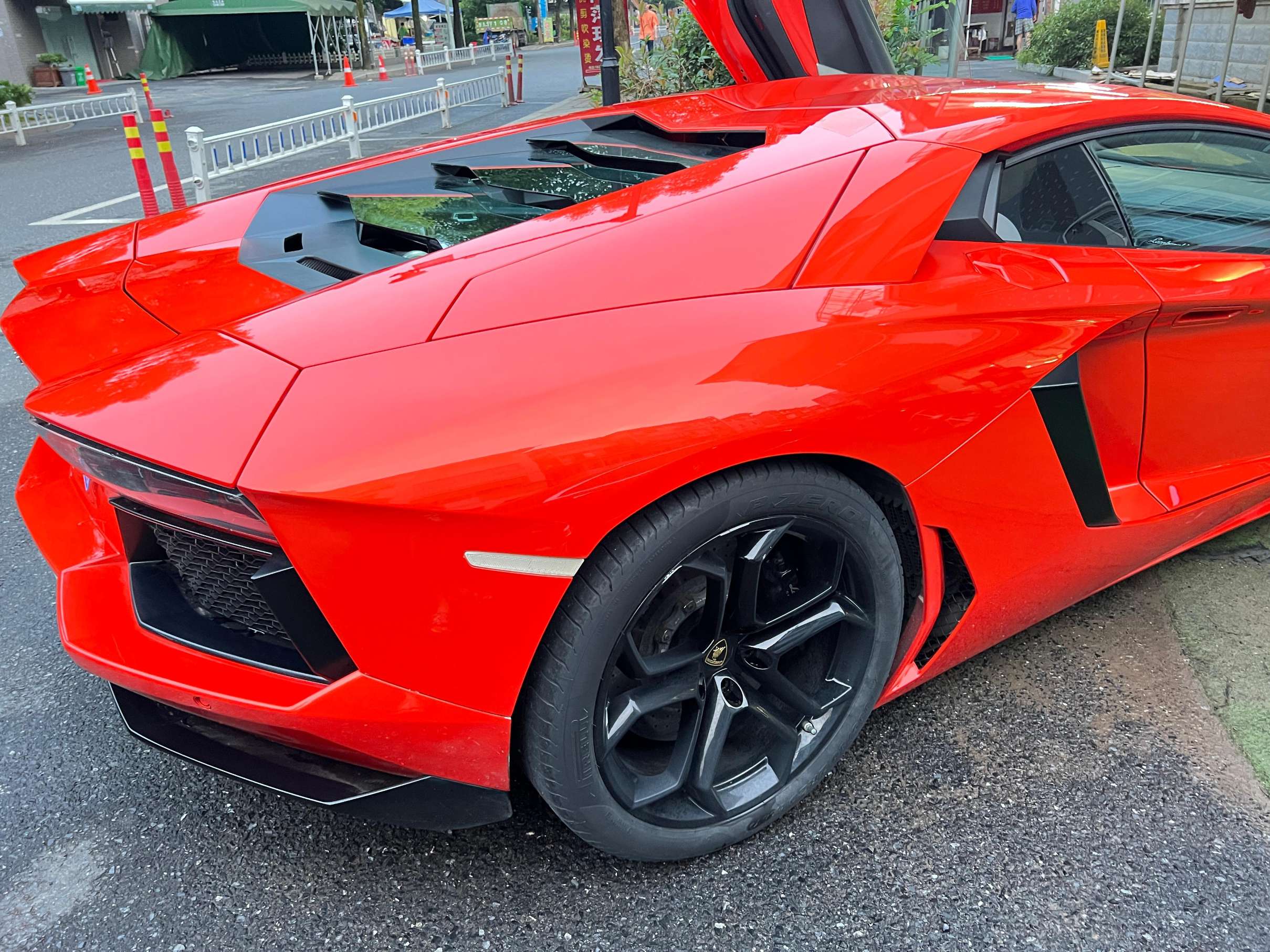 二手兰博基尼 Aventador 红色/红黑 2011款 LP 700-4
