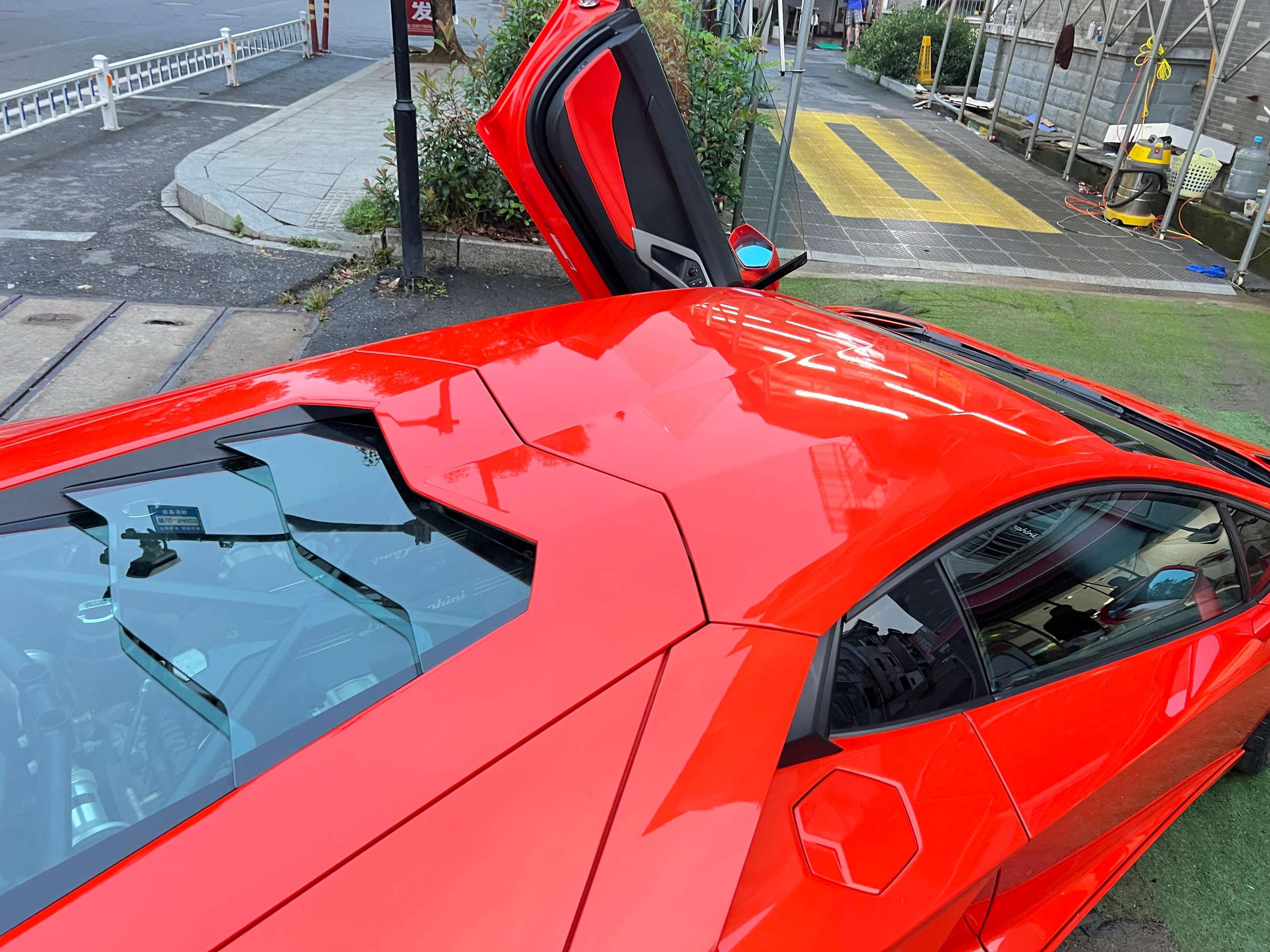 二手兰博基尼 Aventador 红色/红黑 2011款 LP 700-4