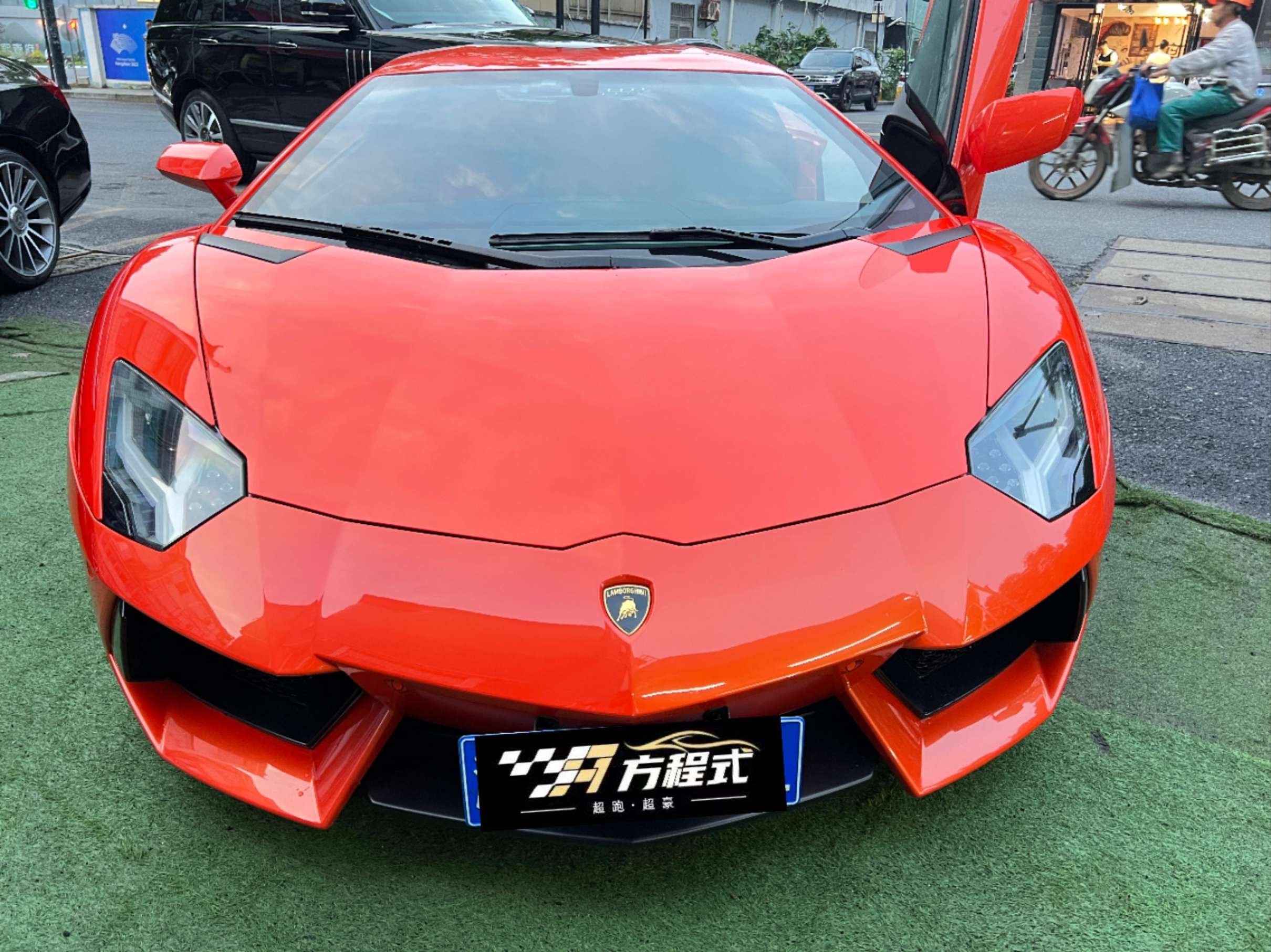 二手兰博基尼 Aventador 红色/红黑 2011款 LP 700-4